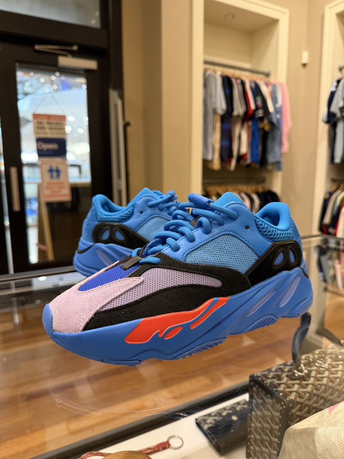 Yeezy Adidas yeezy boost 700 “Hi Res Blue” Size US 8 / EU 41 - 2 Thumbnail