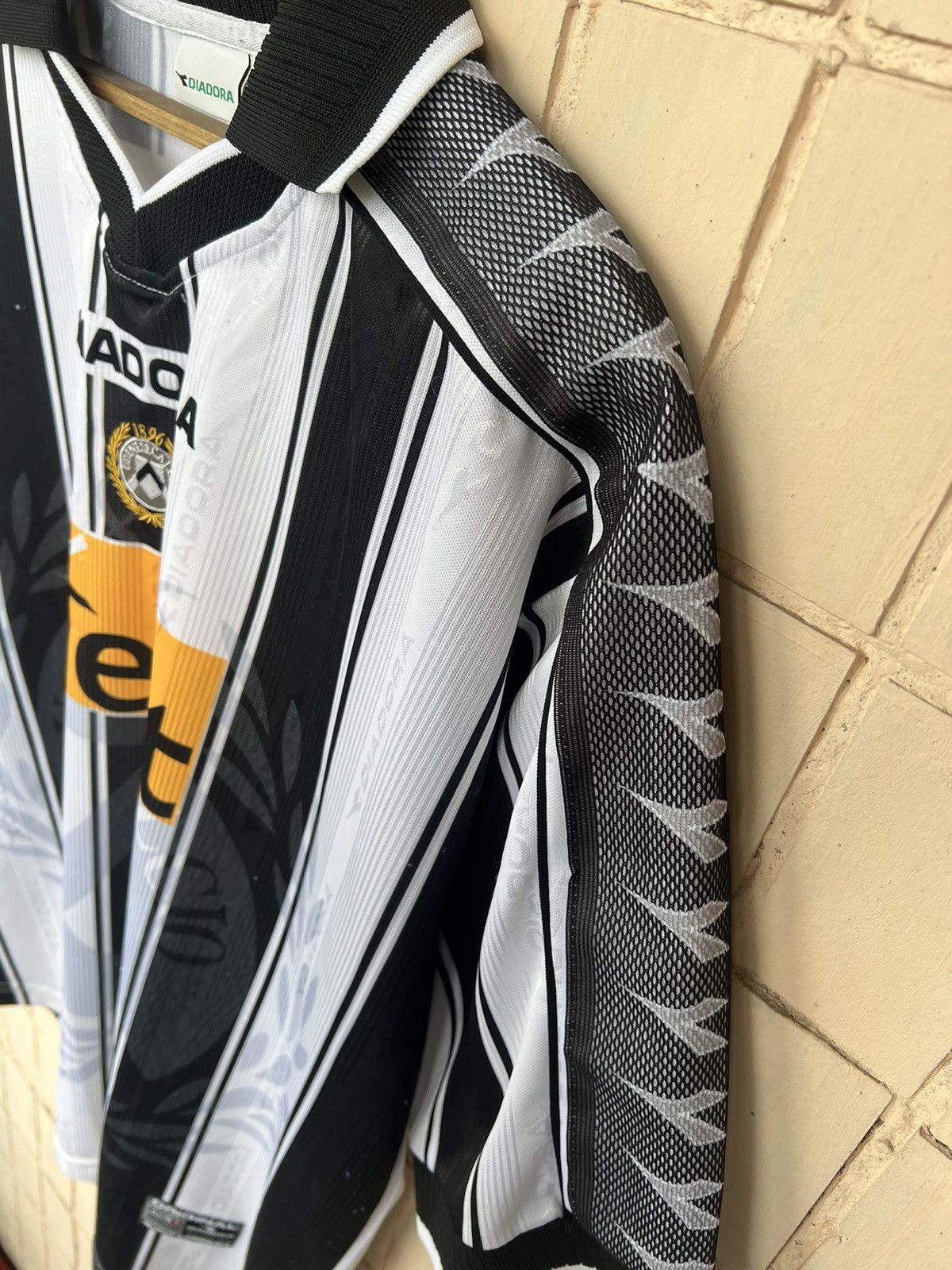 Diadora Vintage Udinese Calcio Diadora Italy 99s Home Soccer Jersey Size US L / EU 52-54 / 3 - 6 Thumbnail