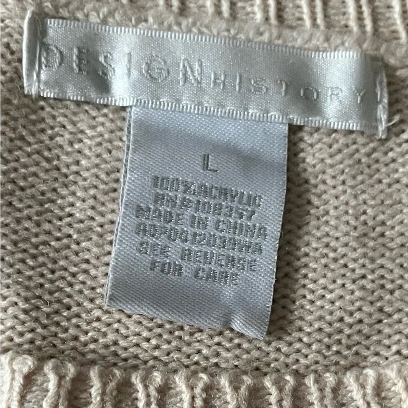 The Unbranded Brand Design History beige and white sweater, size L Size L / US 10 / IT 46 - 2 Thumbnail