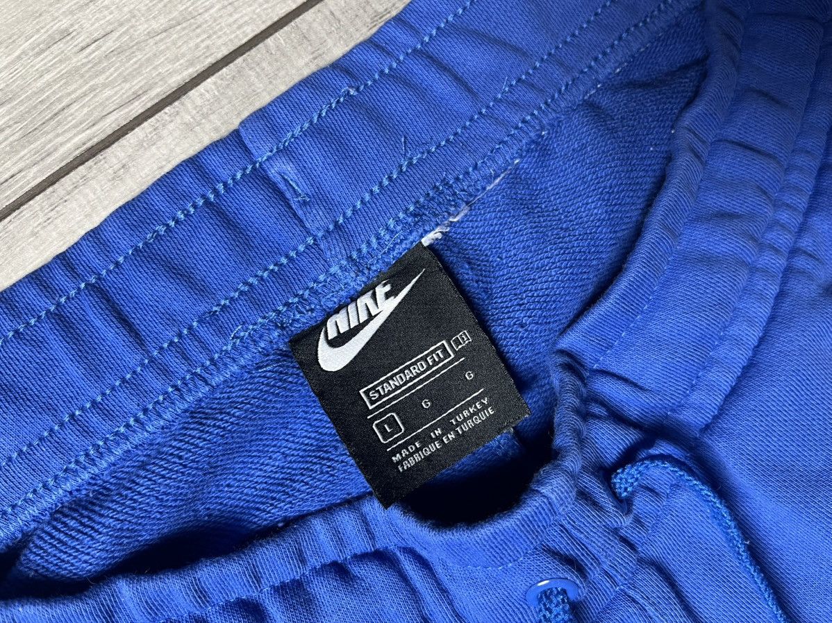 Nike Nike sweat shorts swoosh tour size Large Size US 34 / EU 50 - 3 Thumbnail