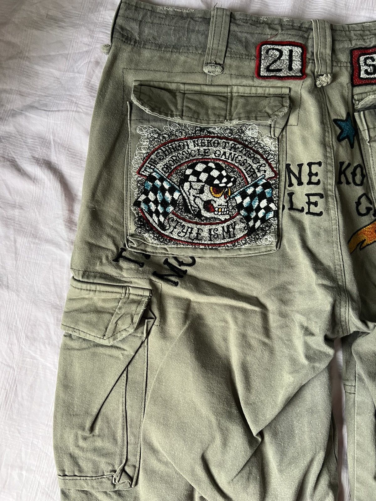 Japanese Brand × Vintage Vintage Japanese Brand Shiro Neko Cargo Shorts TATTO Style Size US 36 / EU 52 - 4 Thumbnail