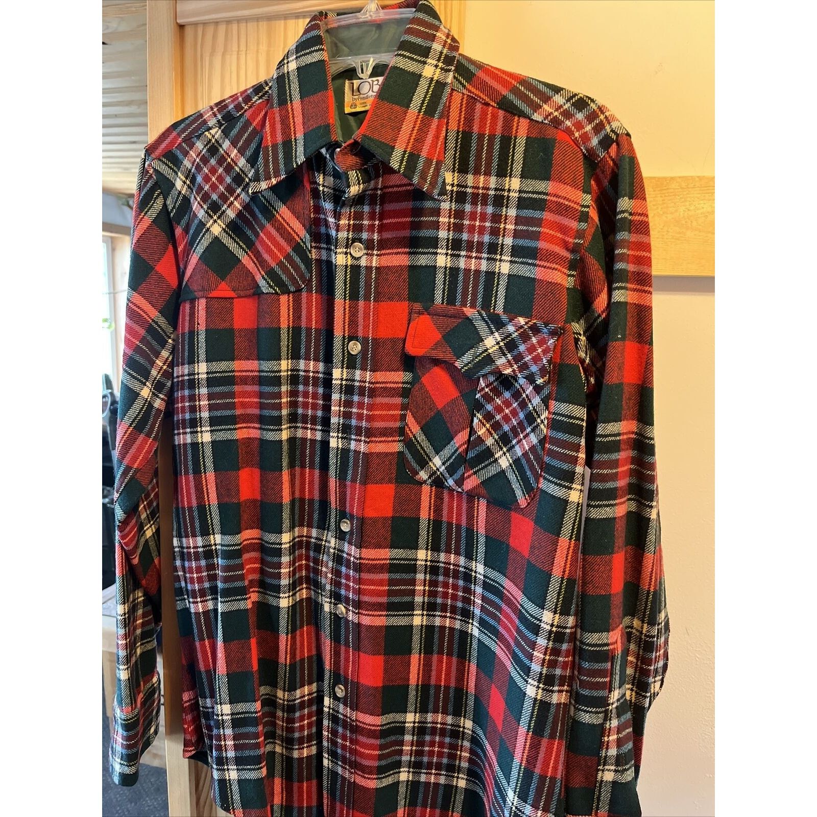 Pendleton Pendleton Lobo VTG Mens M red plaid long sleeve wool flannel Size US M / EU 48-50 / 2 - 13 Thumbnail