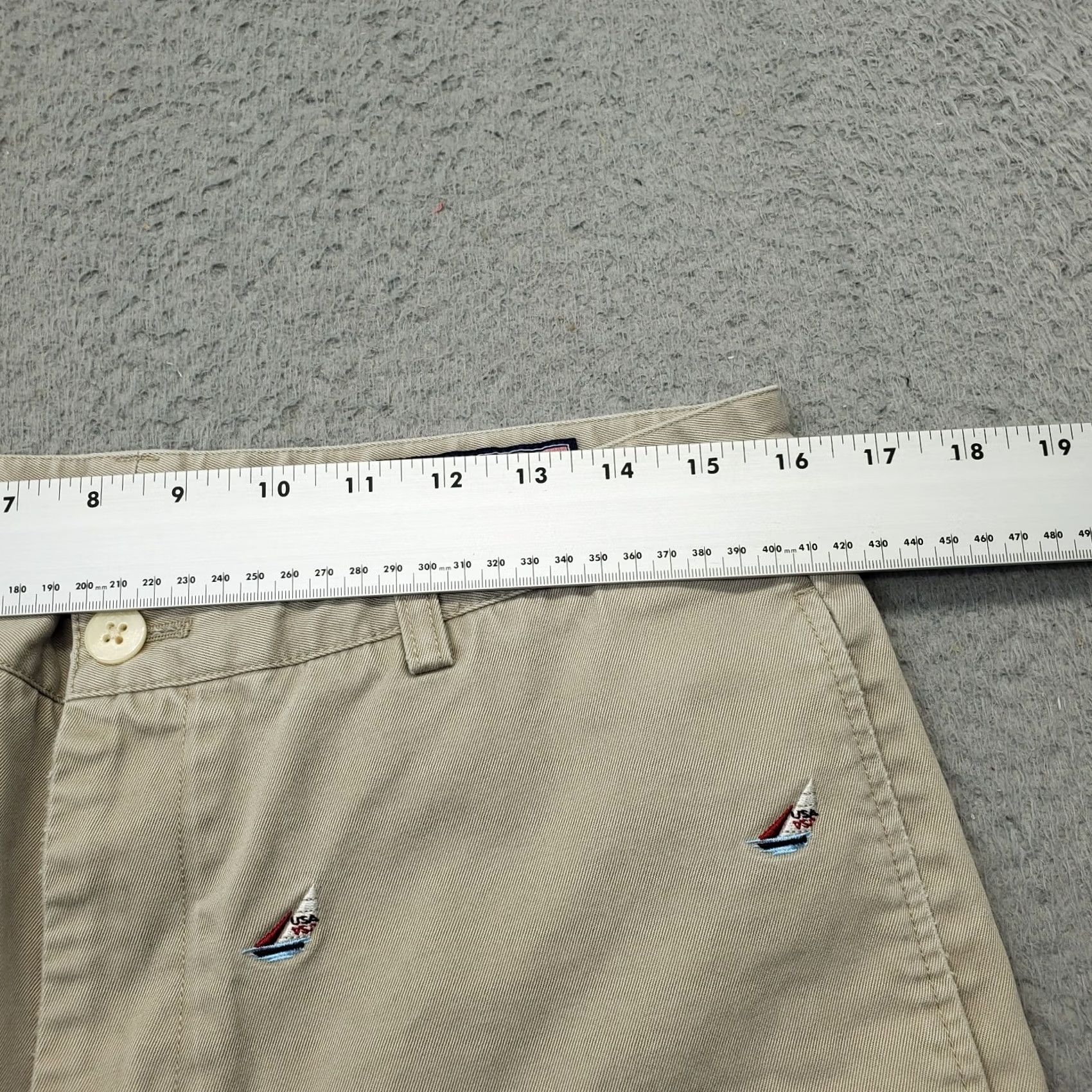 Vineyard Vines Vineyard Vines Chino Shorts Mens 33 Multicolor Sailing Cotton Slash Pocket Mens Size 33 Color Multicolor Size US 33 - 5 Thumbnail