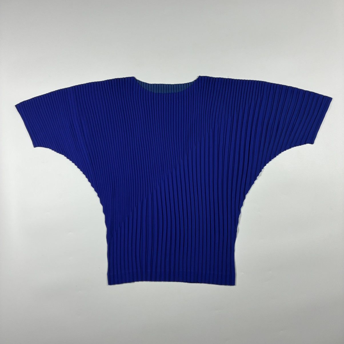 Pleats Please Issey Miyake Pleats Please Issey Miyake Boat-Neck Size S / US 4 / IT 40 - 1 Thumbnail