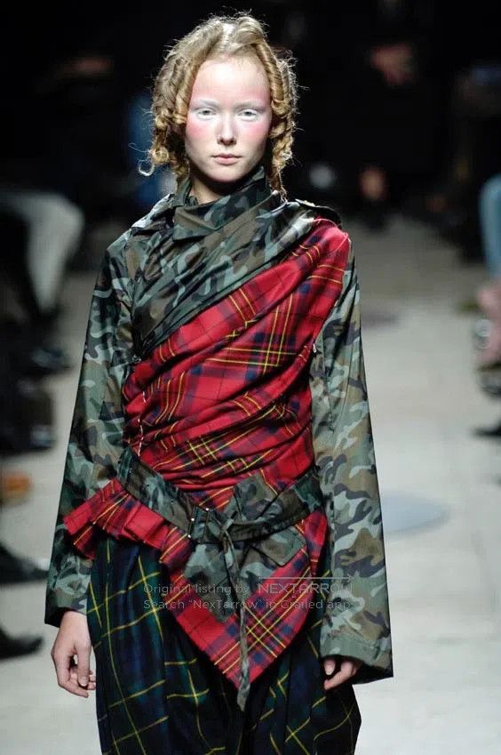 Comme des Garcons Comme Des Garcons Plaid Twist Drunkard Top Size XS / US 0-2 / IT 36-38 - 2 Thumbnail