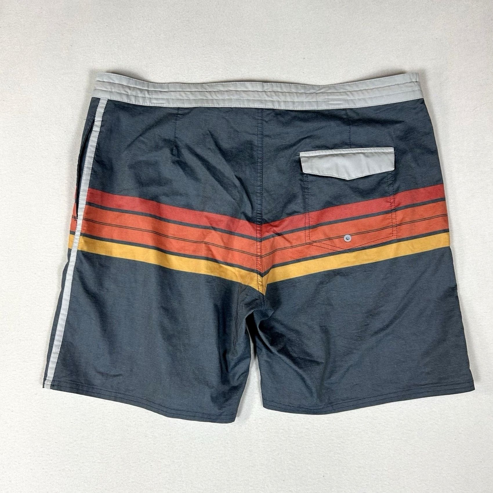 Burnside Burnside Board Short Swim Trunks Men's Size 38 Blue Striped Pockets Beach Summer Size US 38 / EU 54 - 4 Thumbnail