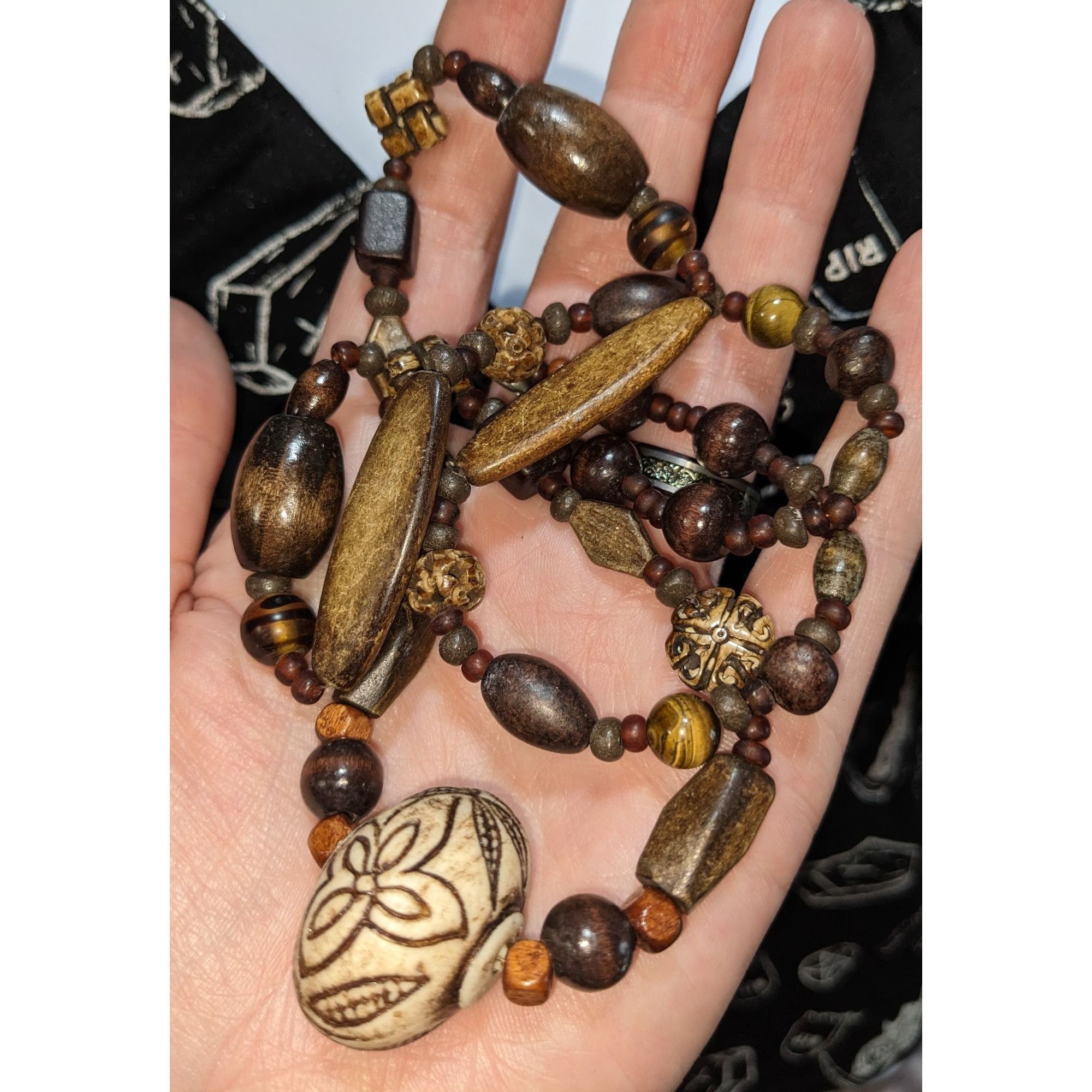 Handmade Vintage Handmade Rustic Beaded Necklace With Carved Floral P Size ONE SIZE - 3 Thumbnail