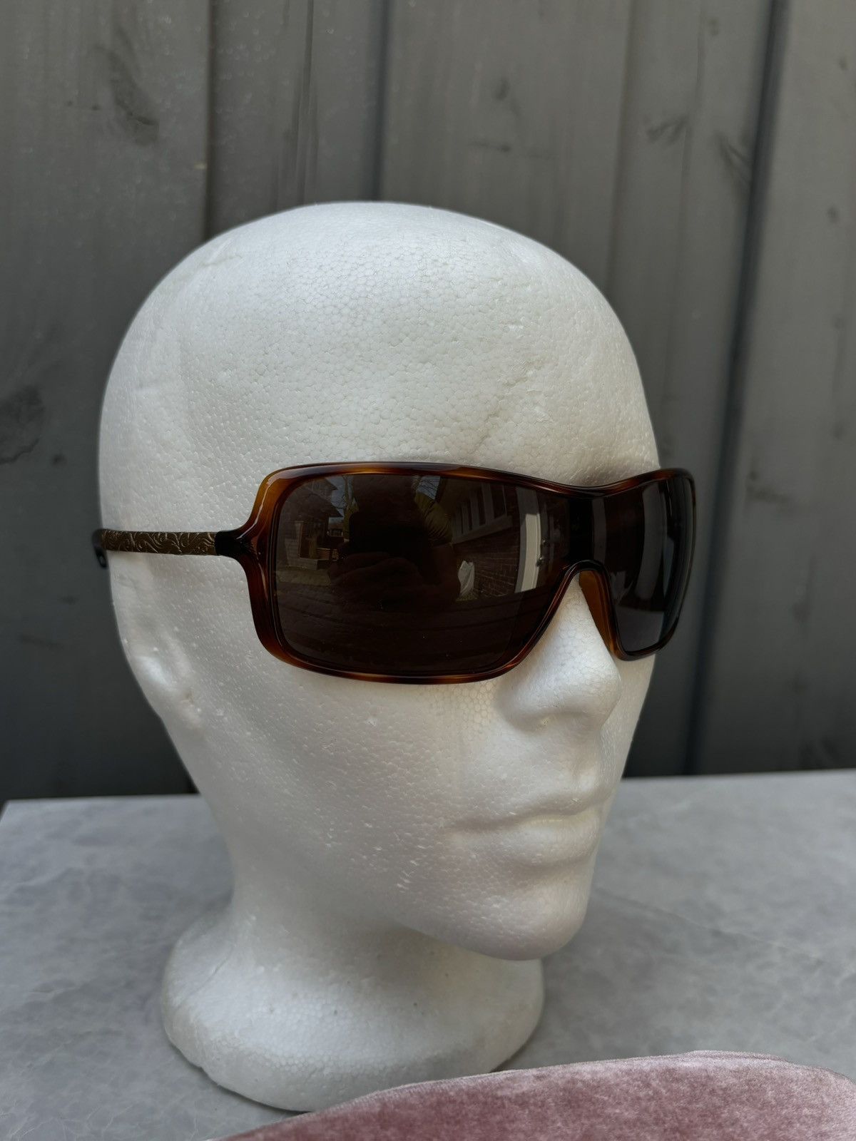 Miu Miu × Prada 2000s Miu Miu Sunglasses Y2K Shield Gold SMU 10H Visor Overs Size ONE SIZE - 4 Thumbnail