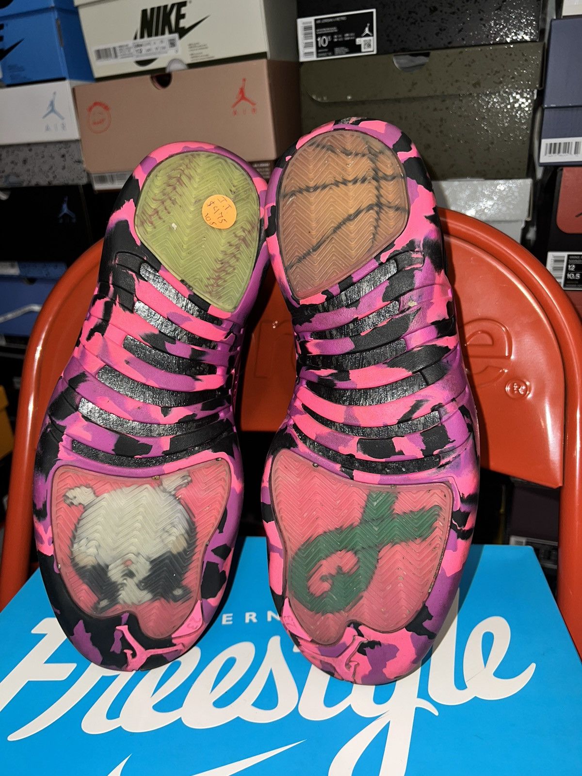 Jordan Brand Jordan 12 Retro Doernbecher (2017) Size US 10.5 / EU 43-44 - 5 Thumbnail