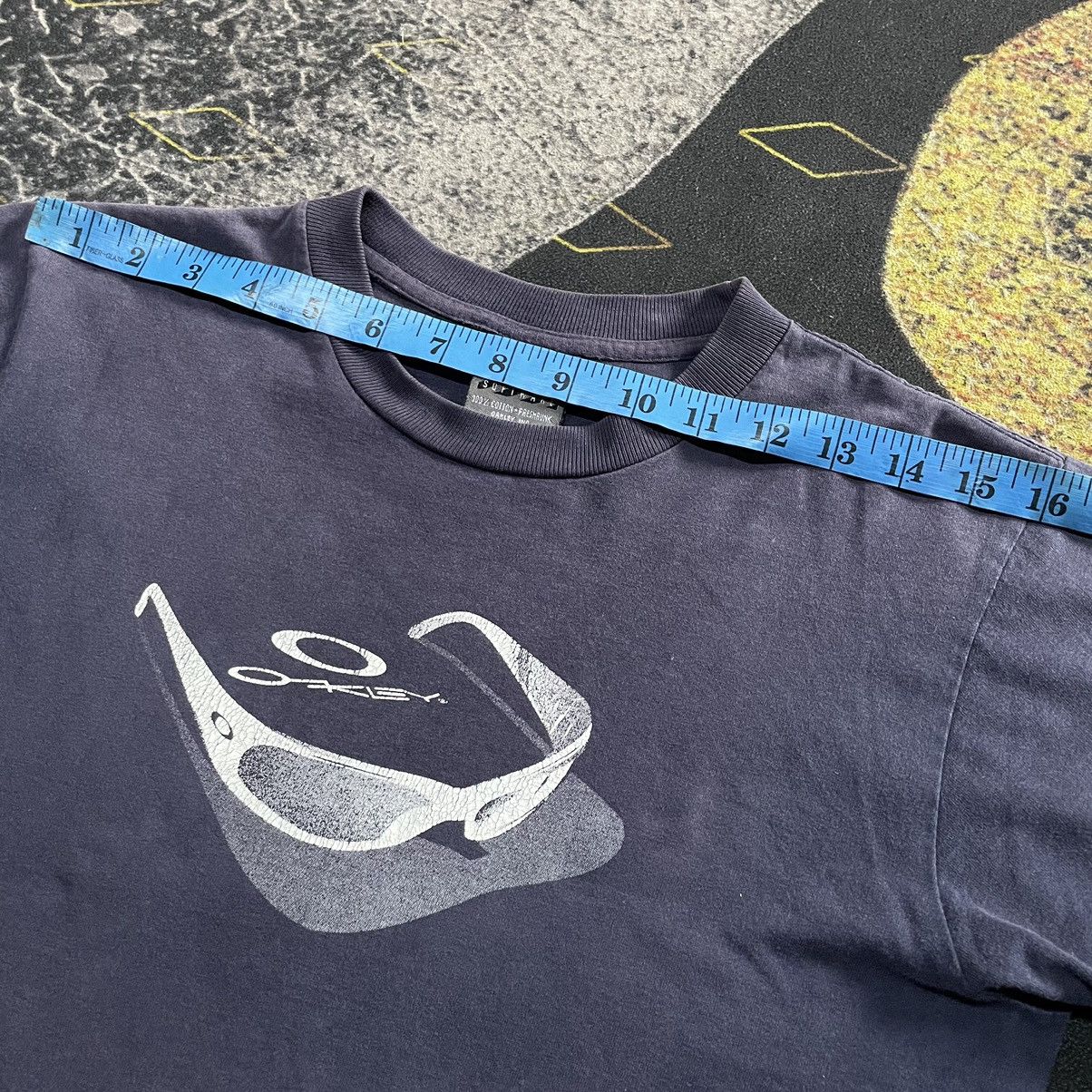 Oakley × Vintage 💥- 90s Oakley Center Logo Perfect Sunfaded Tees Size US XS / EU 42 / 0 - 7 Thumbnail