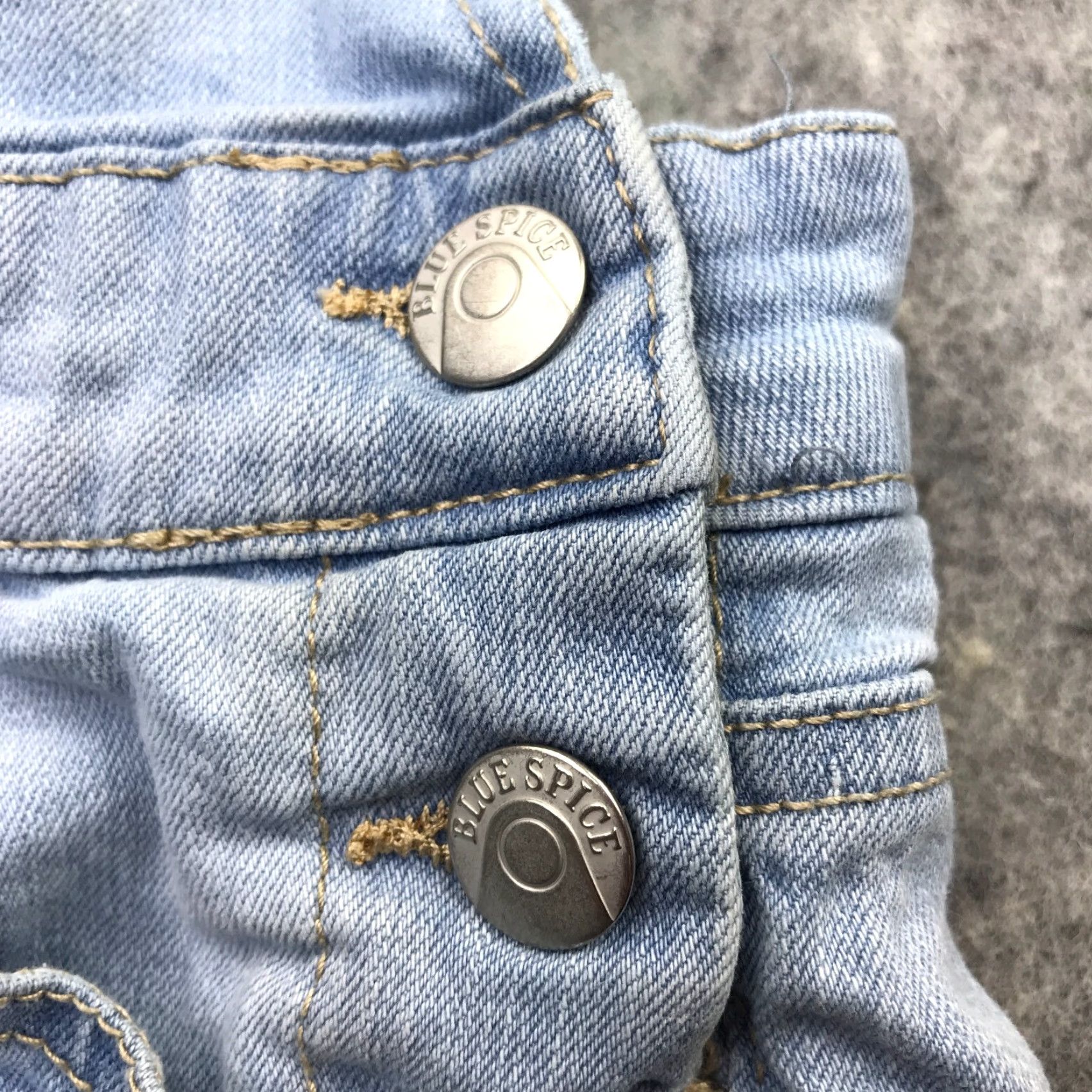 Vintage Blue Spice Womens Juniors Size 3 Light Wash Cutoff Jumper Overalls Distressed Size 25" / US 0 / IT 36 - 4 Thumbnail
