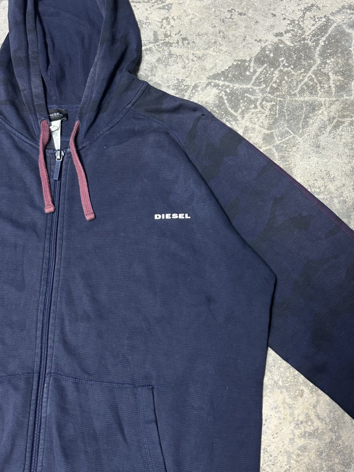 Diesel × Japanese Brand × Vintage Sun Faded 🔥 Vintage Y2K Diesel Hoodie Rare Size US XXL / EU 58 / 5 - 6 Thumbnail