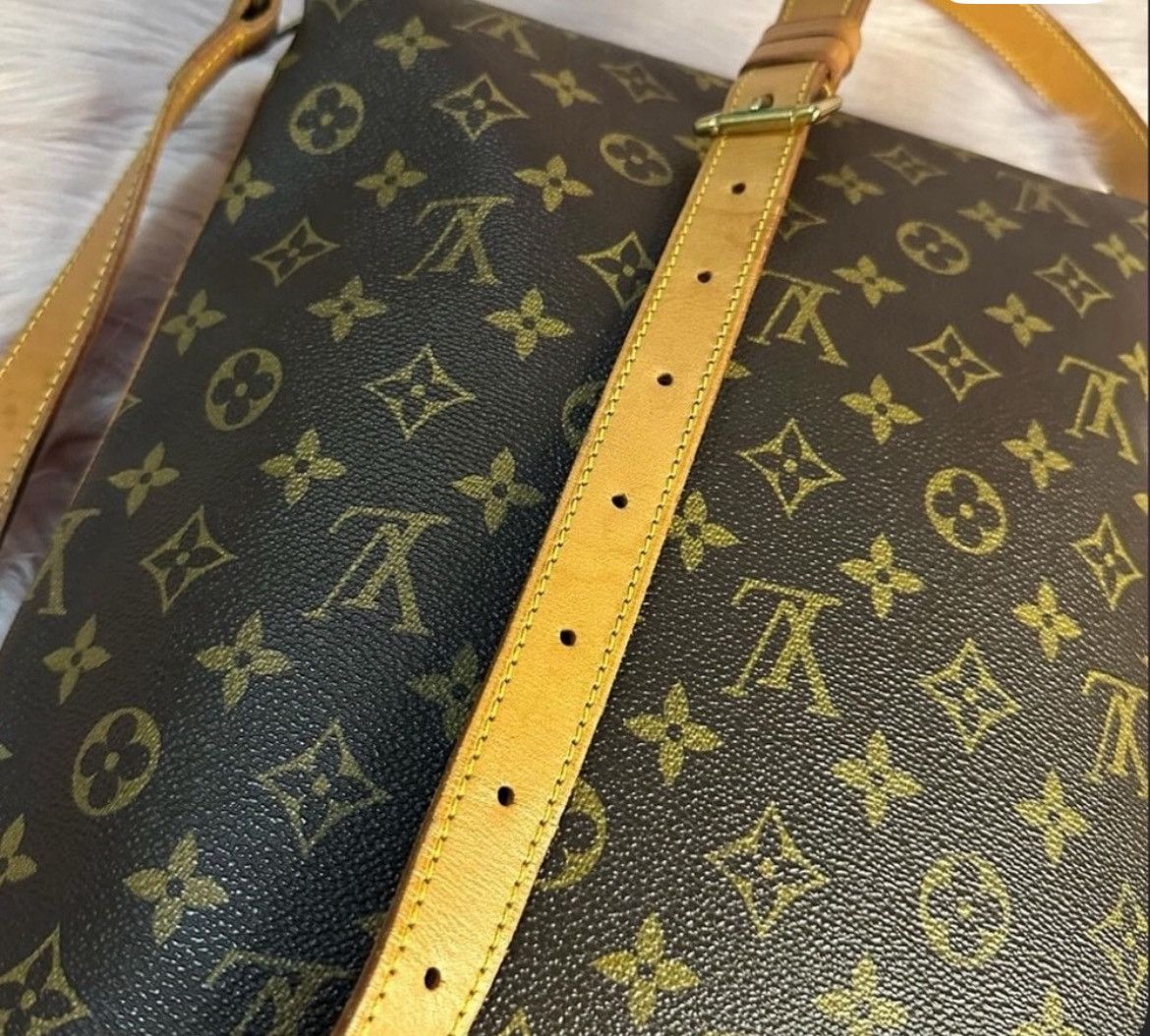 Louis Vuitton Louis Vuitton Musette Salsa GM Size ONE SIZE - 4 Thumbnail