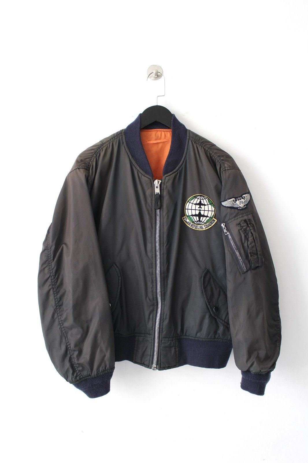 Vintage 1990S RESERVE REVERSIBLE-LINED GRAPHIC PADDED BOMBER Size US L / EU 52-54 / 3 - 1 Thumbnail