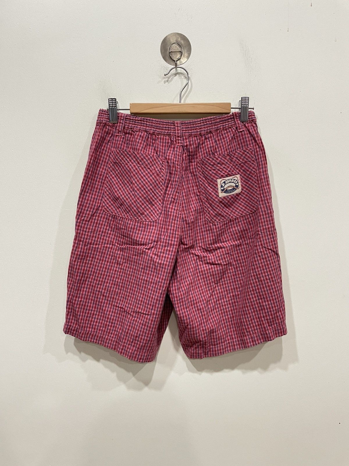 C.P. Company C.P company short Size US 26 / EU 42 - 2 Thumbnail