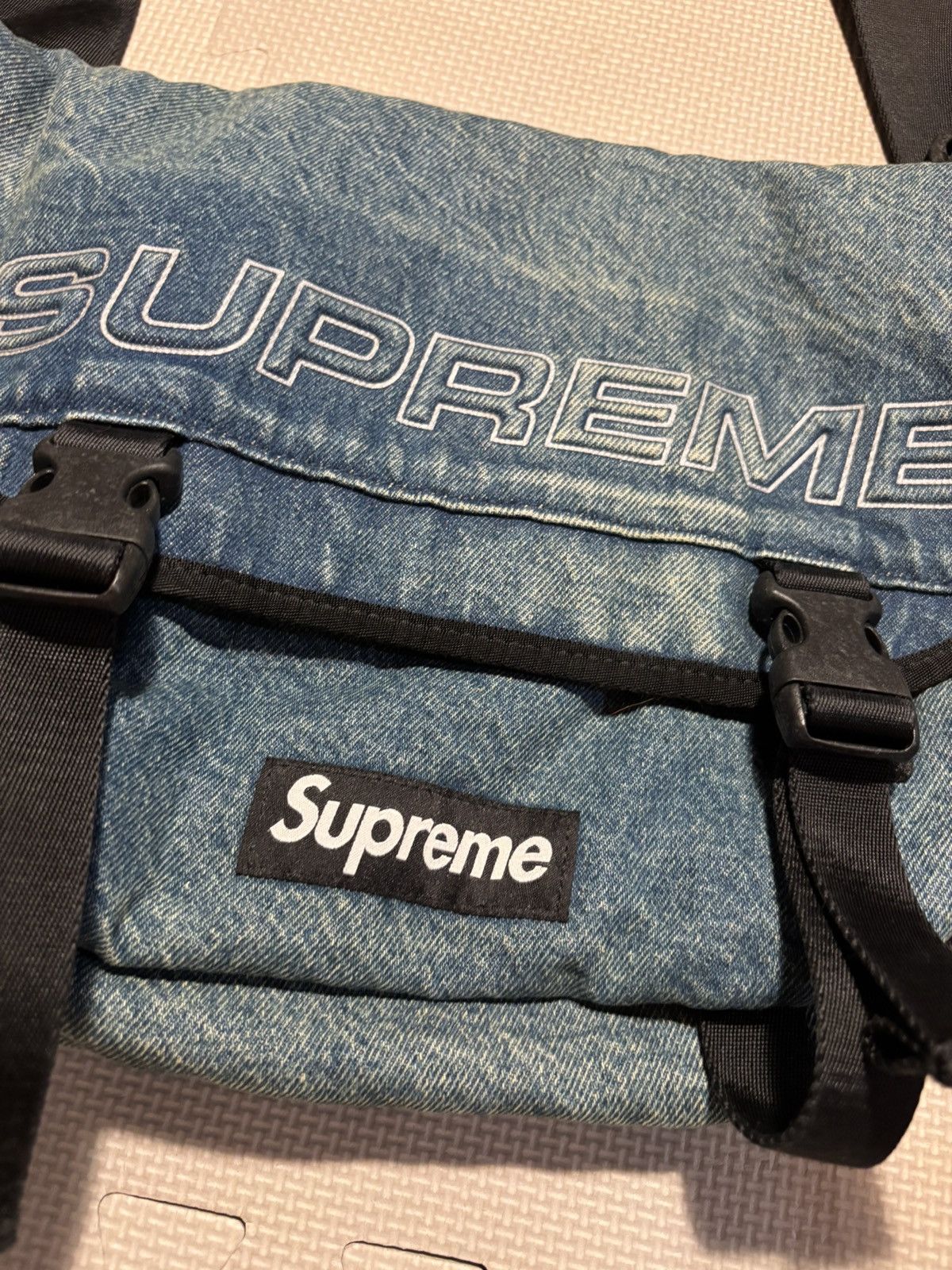 Supreme Supreme denim messenger bag Size ONE SIZE - 2 Thumbnail