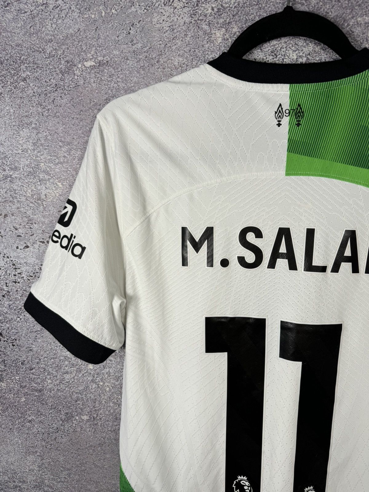 Nike M.SALAH Liverpool 2023/24 Away Nike DrifitADV Soccer Jersey Size US S / EU 44-46 / 1 - 16 Thumbnail
