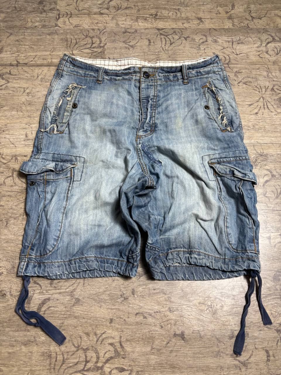 Japanese Brand VTG Balenci! IfSixWasNine type! CARGO Distressed Fade Shorts Size US 34 / EU 50 - 3 Thumbnail