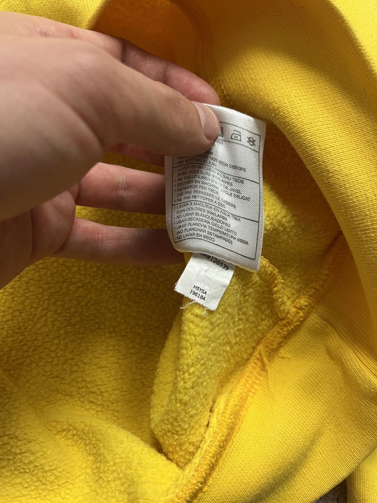 Nike Vintage 2000’s Nike Sportswear Swoosh Logo Yellow Crewneck Size US M / EU 48-50 / 2 - 11 Thumbnail