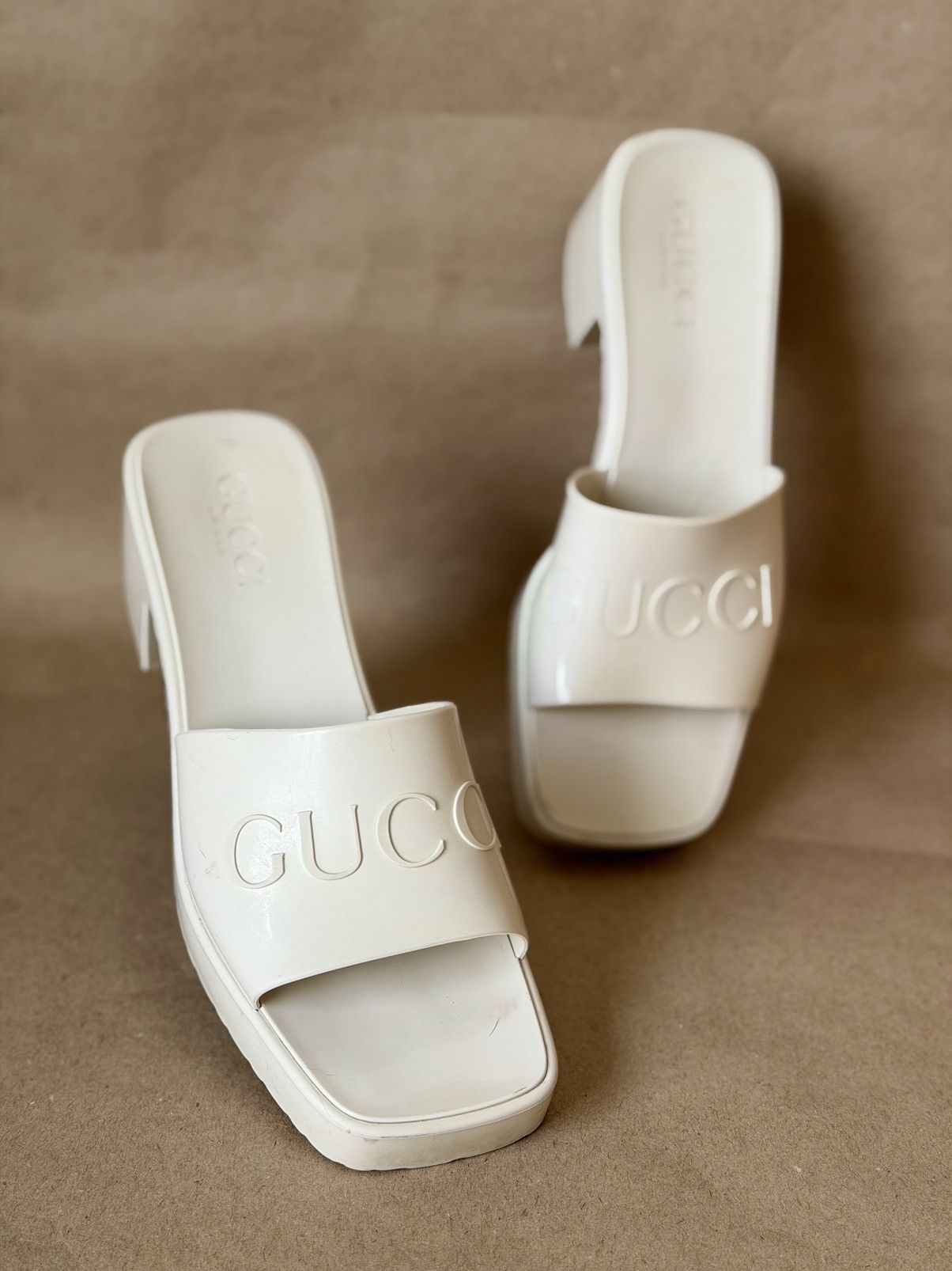 Gucci Gucci – Cream mule sandals with logo Size US 6 / IT 36 - 1 Thumbnail