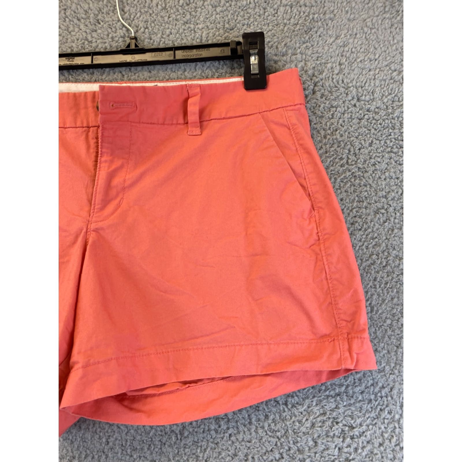 Old Navy Old Navy Women's Coral Orange Cotton Chino Shorts Size 6 Casual Summer Beach Classic Size 28" / US 6 / IT 42 - 2 Thumbnail