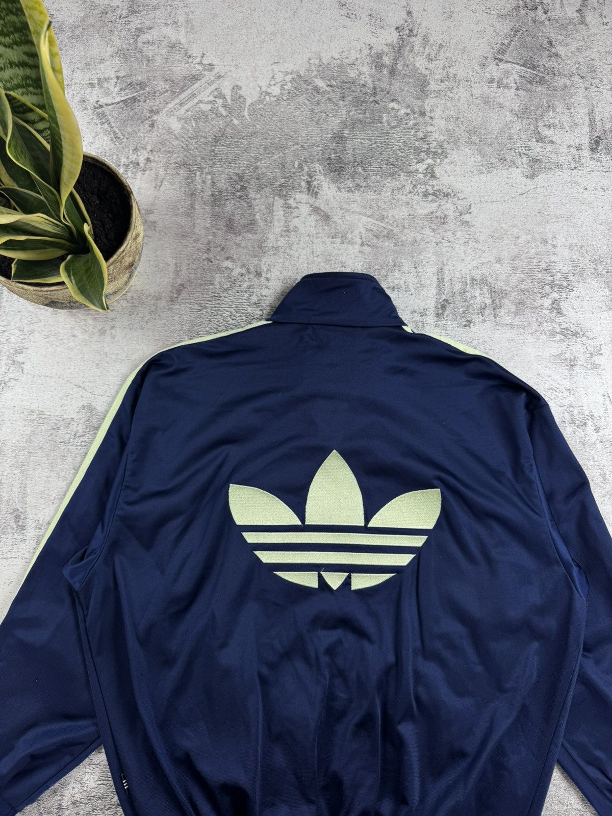 Adidas Adidas Original Y2K Hype Logo Track Activewear Light Jacket Size US S / EU 44-46 / 1 - 16 Thumbnail