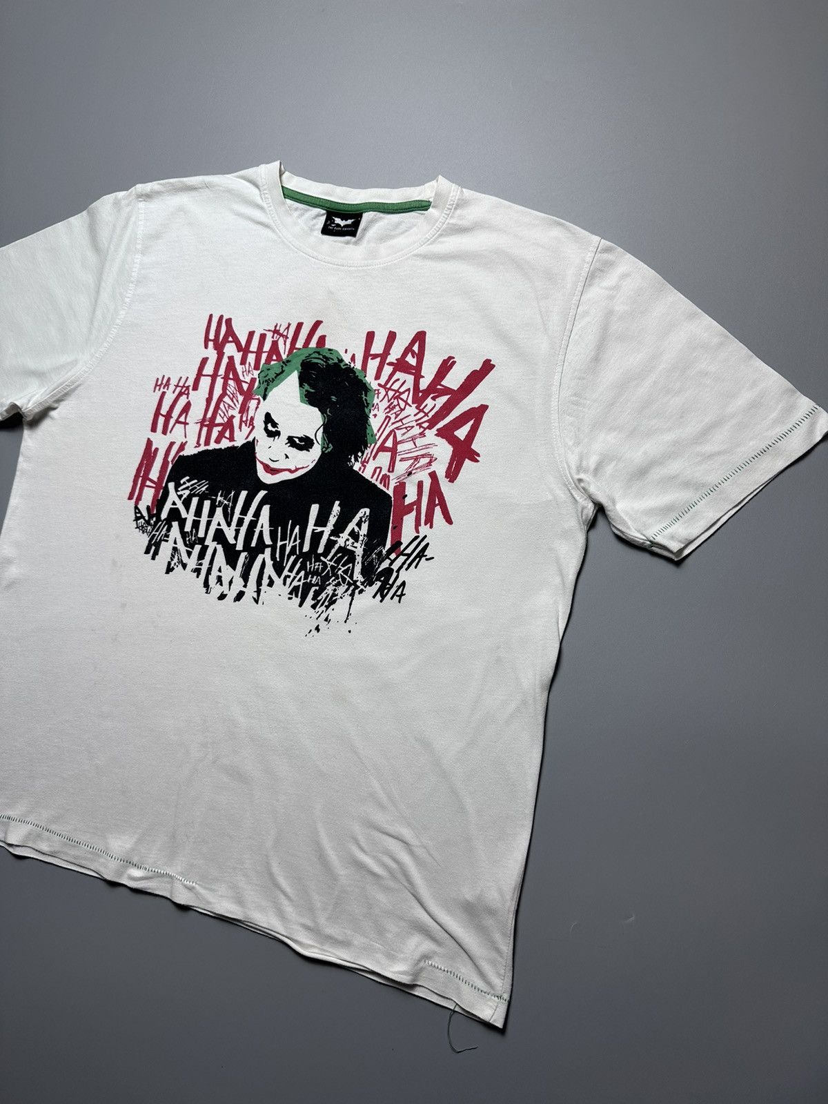 Other Dark Knight 2008 Heath Ledger “Joker” tee size L, good cond Size US L / EU 52-54 / 3 - 3 Thumbnail