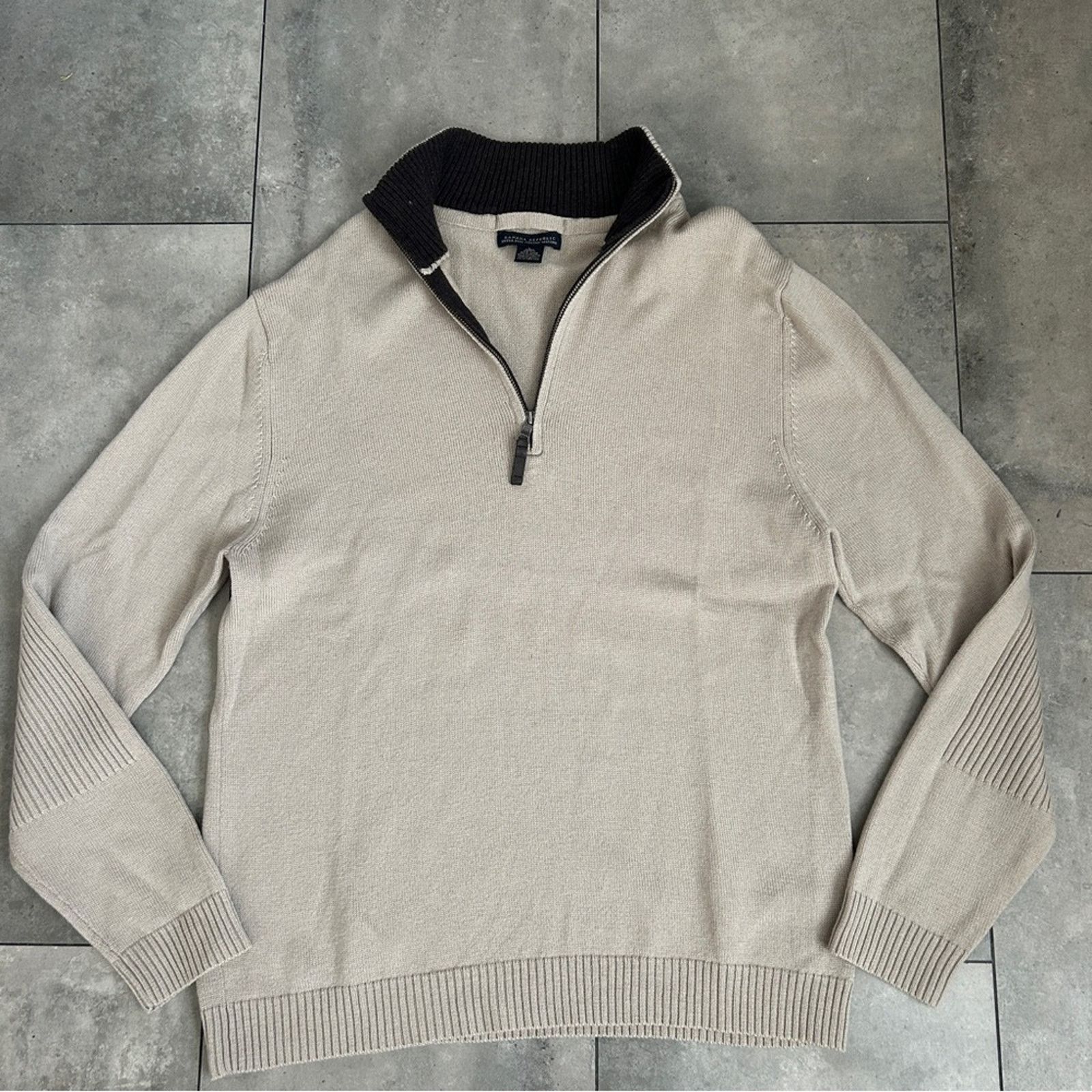 Banana Republic Banana Republic extra fine merino wool tan sweater L Size US L / EU 52-54 / 3 - 1 Thumbnail