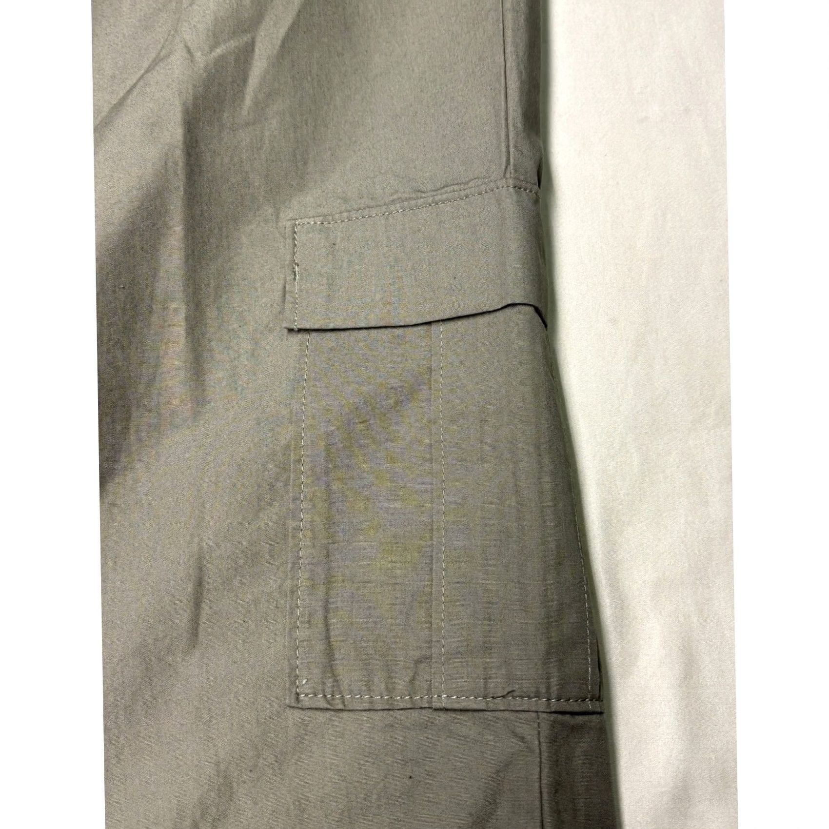 Eddie Bauer VINTAGE Eddie Bauer Vashon Fit Capri Pants Womens 16 W38 L24 Fatigue Green Cotton Navy? Size 38" / US 16 / IT 52 - 2 Thumbnail