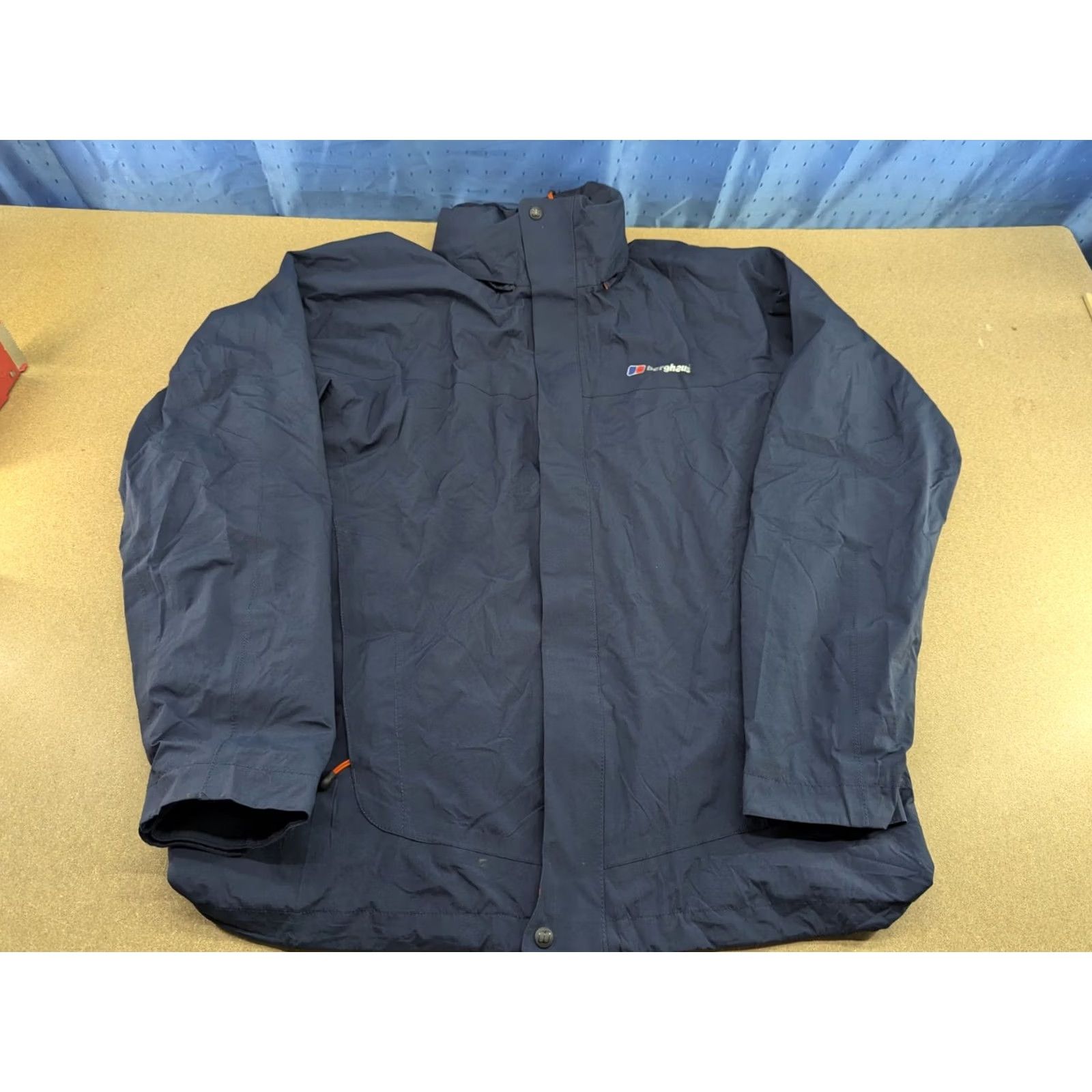 Berghaus Berghaus Mens Gore-Tex Jacket Outdoor Hiking Black Hooded Waterproof 3-in-1 Jacket M Mens Hooded Water Resistant Full Zip Pockets Wind-Resistant 90s? Size US M / EU 48-50 / 2 - 2 Thumbnail