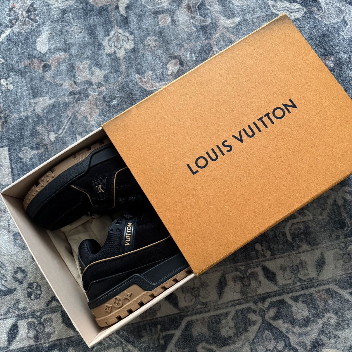 Louis Vuitton LV Louis Vuitton Maxi Trainer Black Brown Suede Black sz 12 Size US 12 / EU 45 - 12 Thumbnail