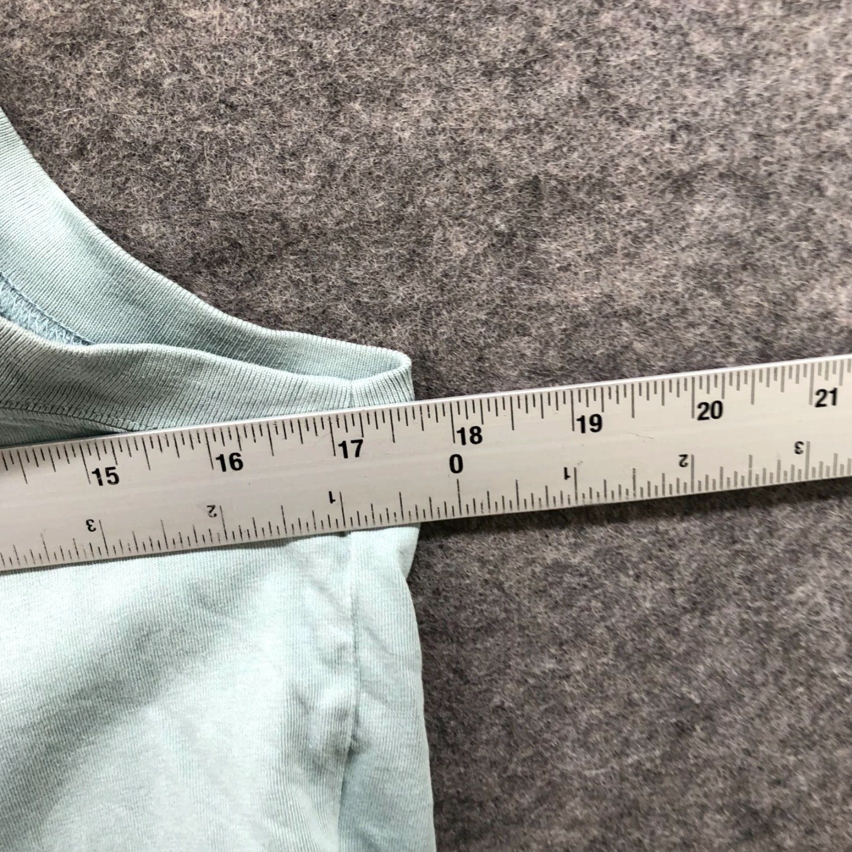 Nike VINTAGE Nike Cropped Tank Top – Shirt – Womens S – Light Blue – Logo – Cotton – Activewear – 90s? (No, vintage false). Size S / US 4 / IT 40 - 5 Thumbnail