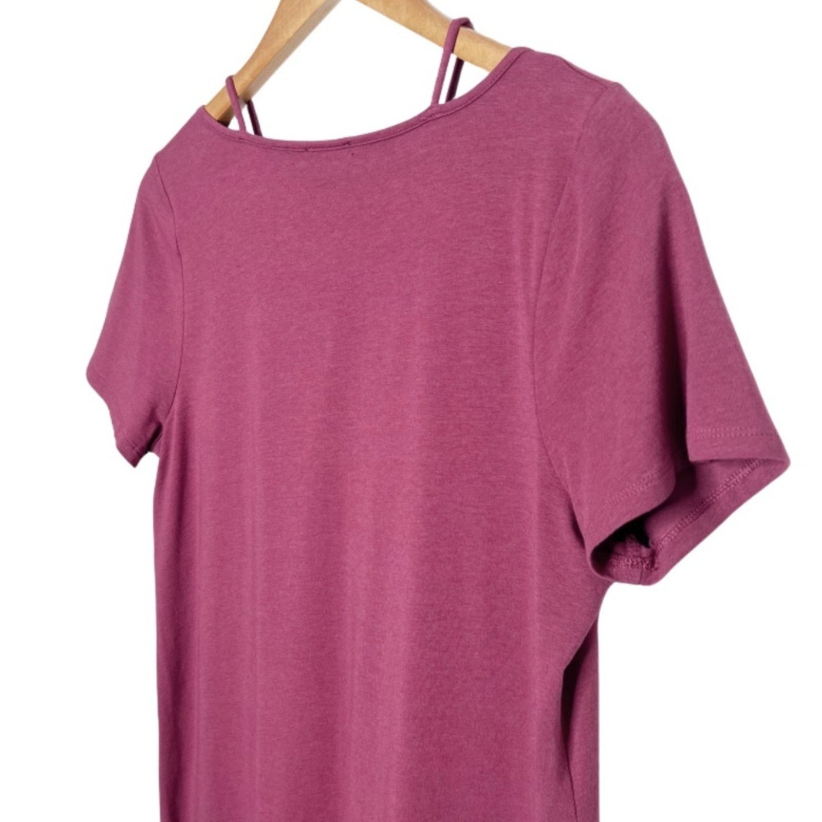 Express New with Tag Express Women’s Cut Out V-Neckline Mini Dress Size M / US 6-8 / IT 42-44 - 9 Thumbnail