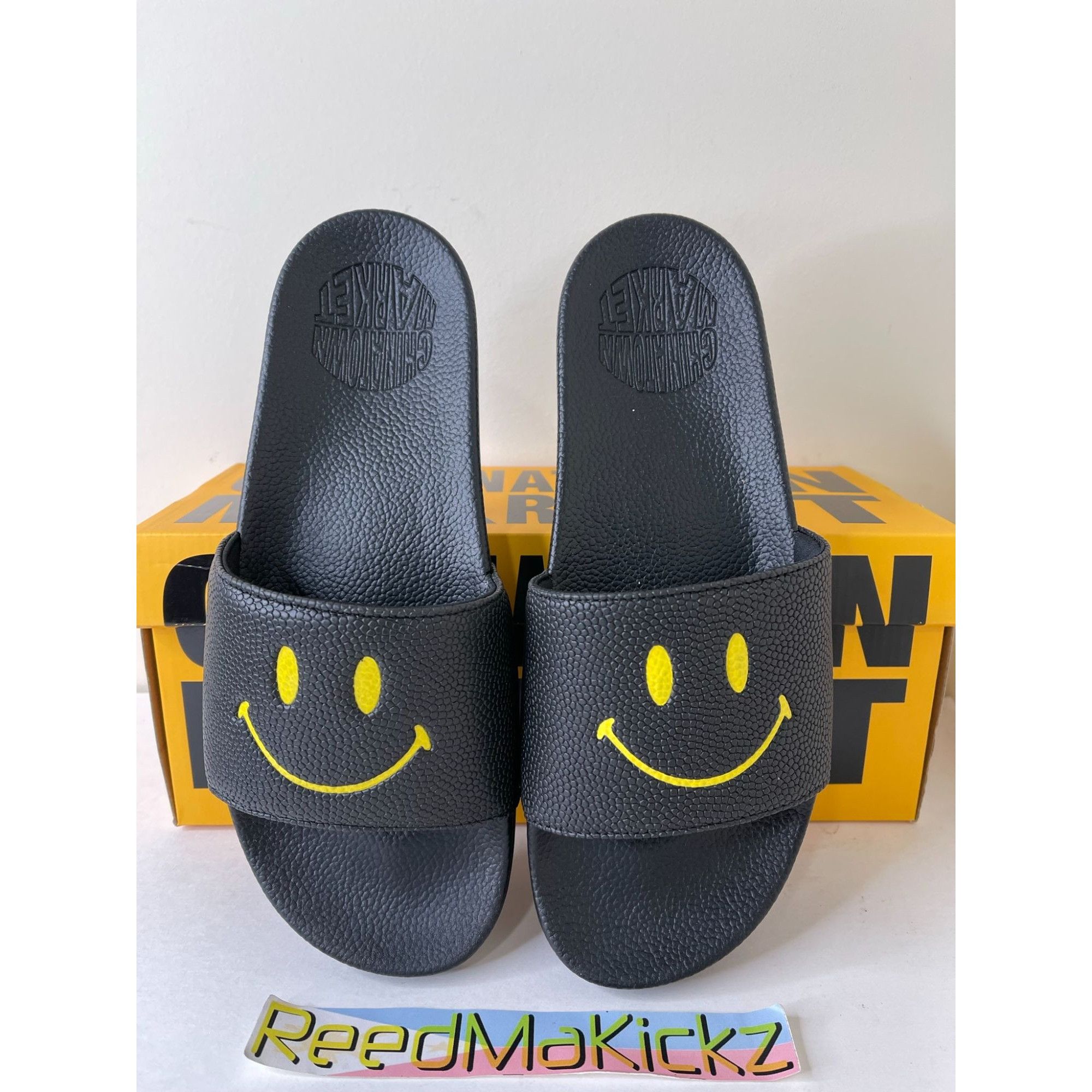 Market Chinatown Market Slides Smiley Black Yellow mens 10us Size US 10 / EU 43 - 1 Thumbnail