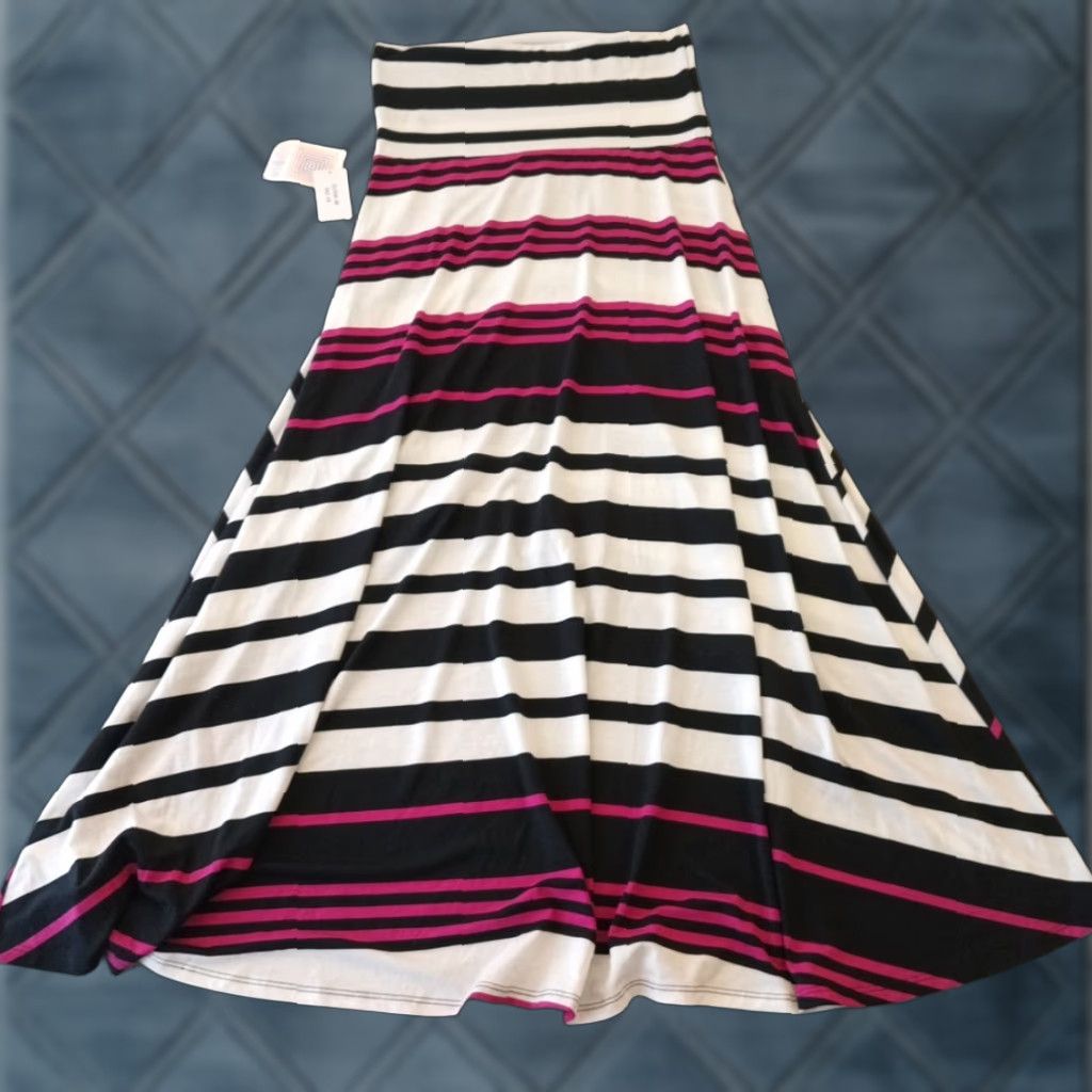 Vintage **LuLaRoe Olivia Medium Black Pink Stripe Asymmetric Long Skirt** User: LuLaRoe Olivia Medium Black Pink Stripe Asymmetric Long Skirt Size 32" / US 10 / IT 46 - 1 Thumbnail