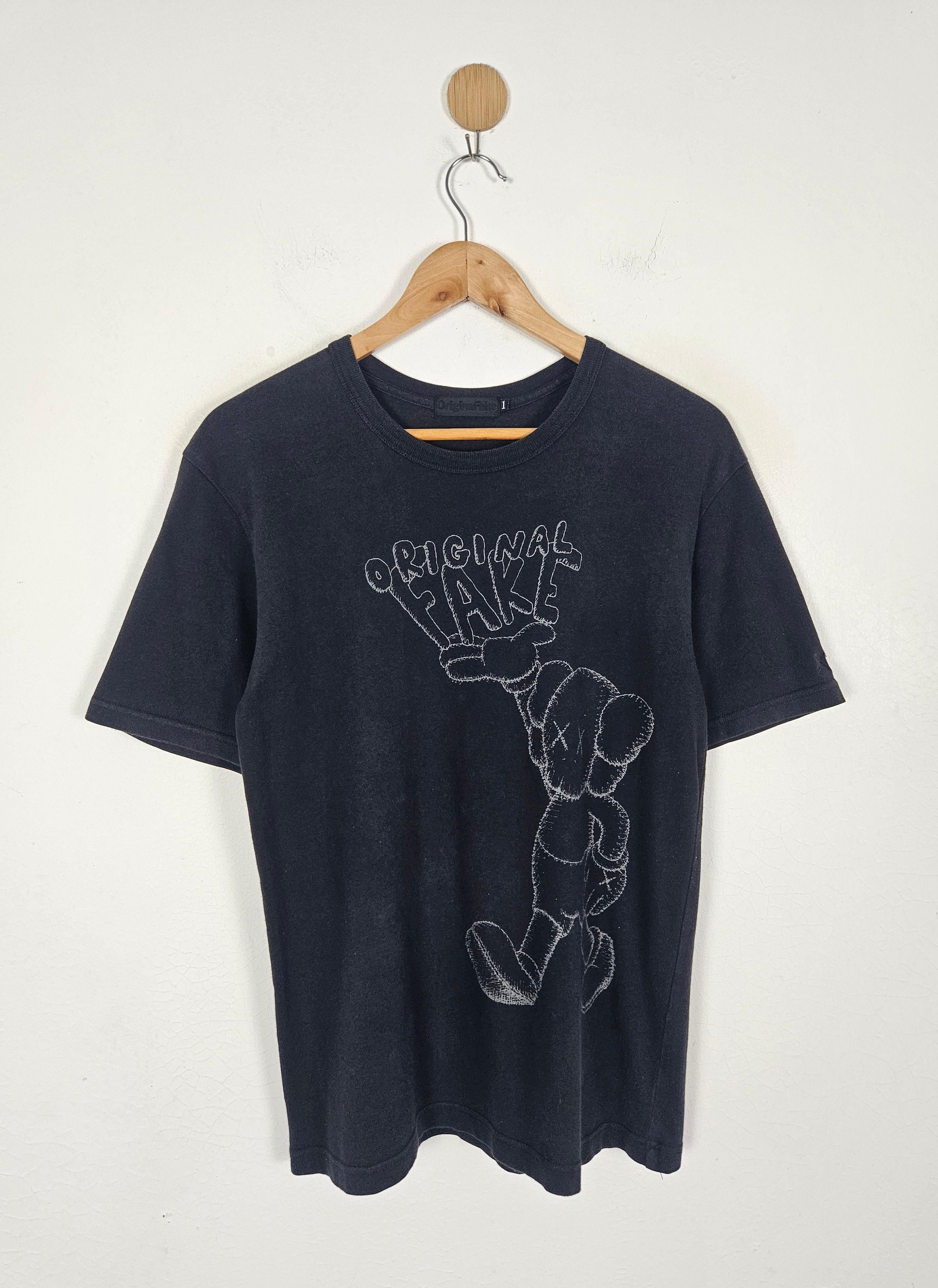 Kaws Original Fake Kaws shirt Size US S / EU 44-46 / 1 - 1 Thumbnail