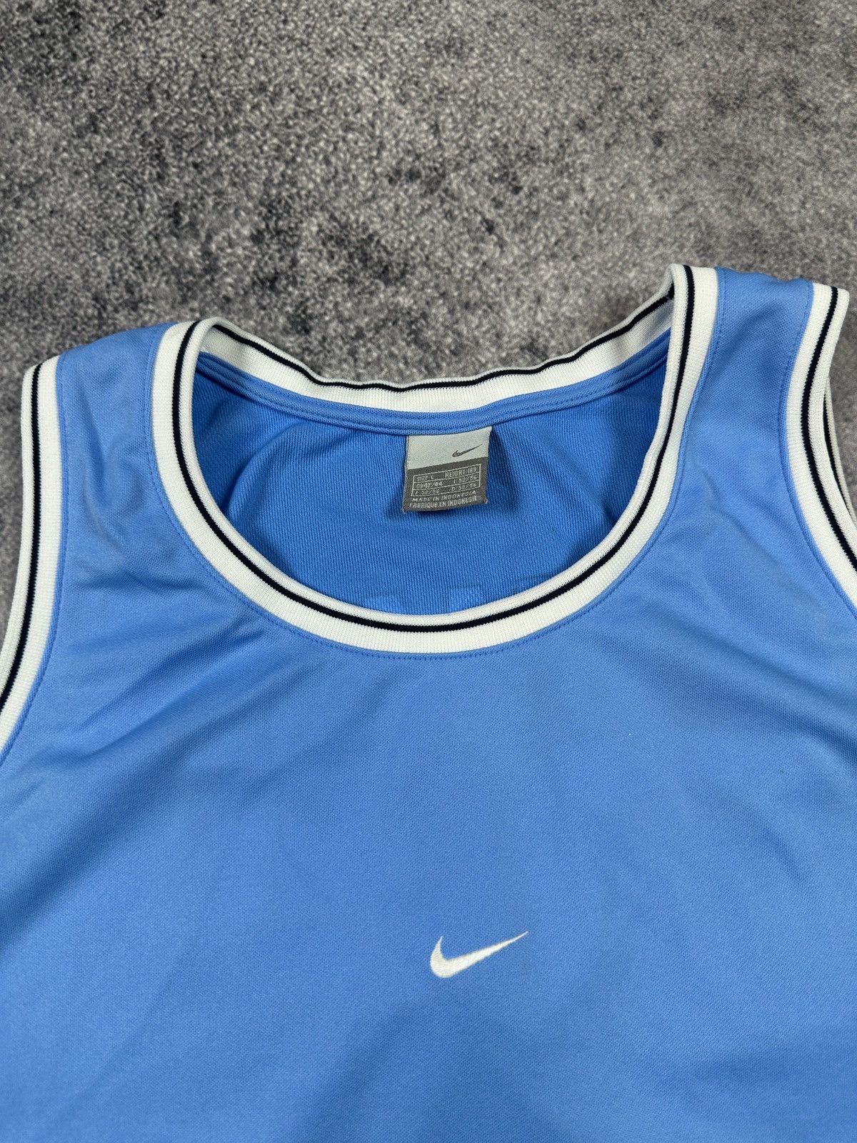 Nike Vintage Air Max 04 Nike Tank Top Streetwear USA Style L Rare Size US L / EU 52-54 / 3 - 4 Thumbnail