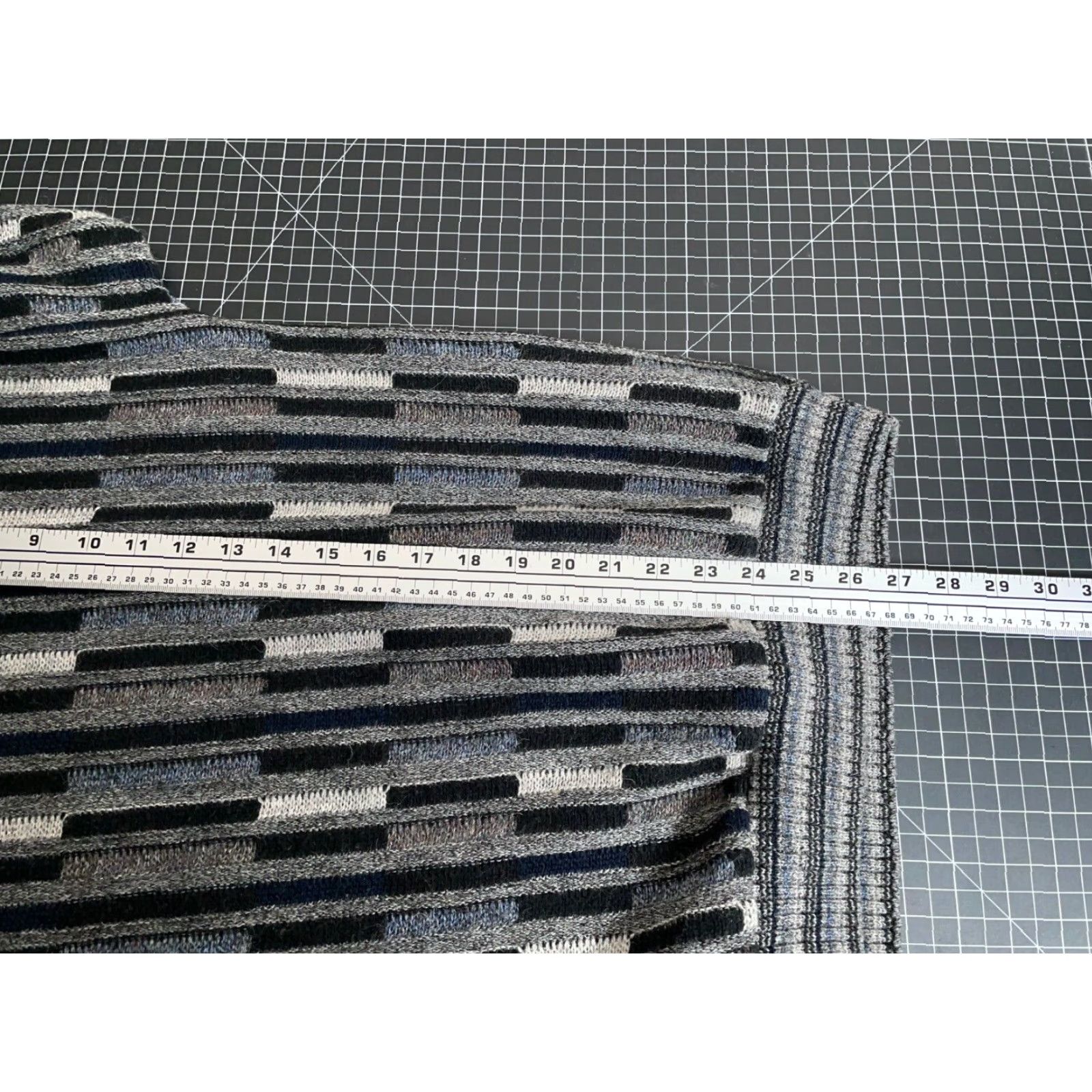 Vintage VINTAGE Protege Geometric Sweater Mens Adult Medium Gray Black Knit Wool Alpaca Crew Neck 90s Retro Vintage Size US M / EU 48-50 / 2 - 6 Thumbnail