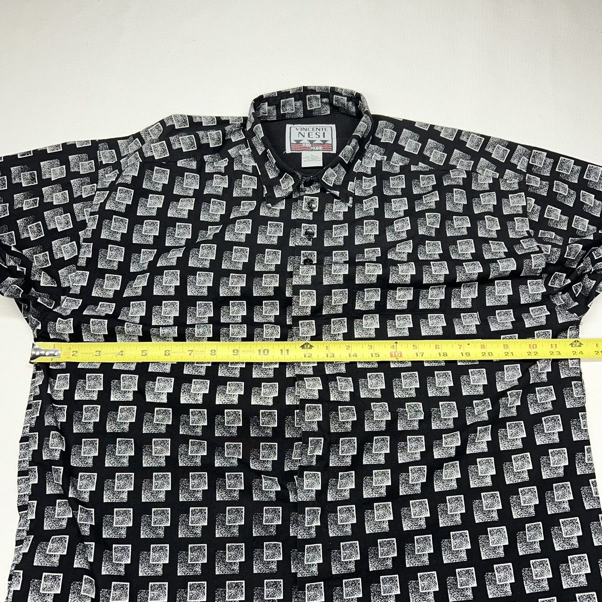 Vintage Vincente Nesi Button Up Shirt Black Print Geometric Squares Size US L / EU 52-54 / 3 - 16 Thumbnail
