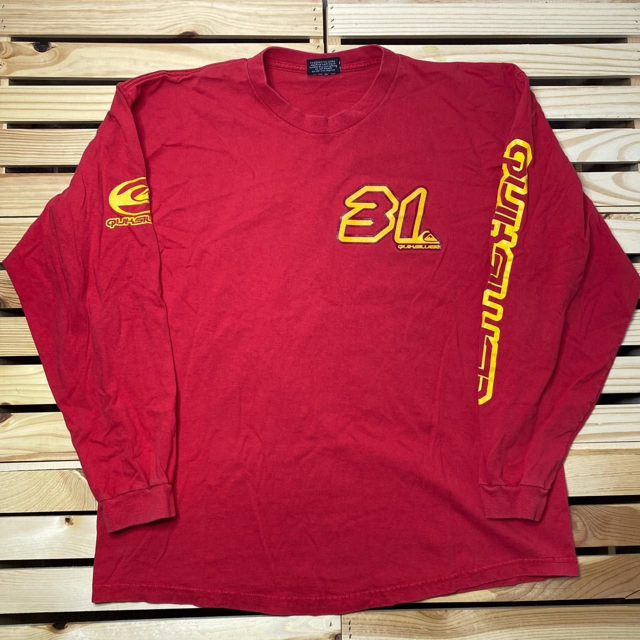 Quiksilver Vintage Quiksilver Red Surf Tee Size XL Size US XL / EU 56 / 4 - 1 Thumbnail