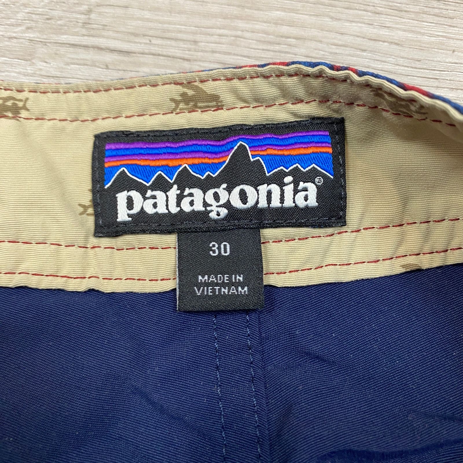 Patagonia Patagonia Patch Pocket Wavefarer 9" Board Shorts Swim 30 Size US 30 / EU 46 - 5 Thumbnail