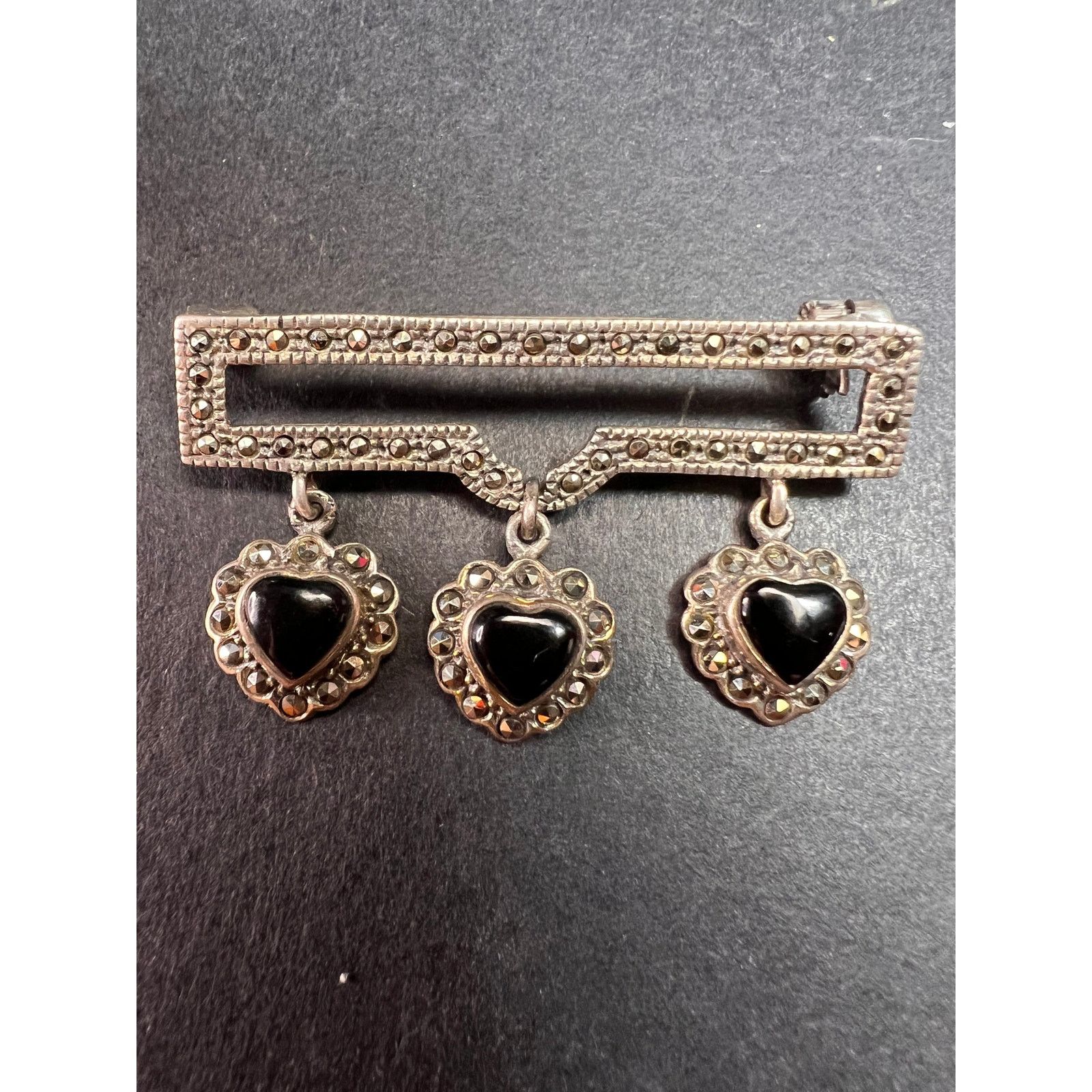 Other Vintage black onyx heart and marcasite 925 silver pin brooch Size ONE SIZE - 1 Thumbnail