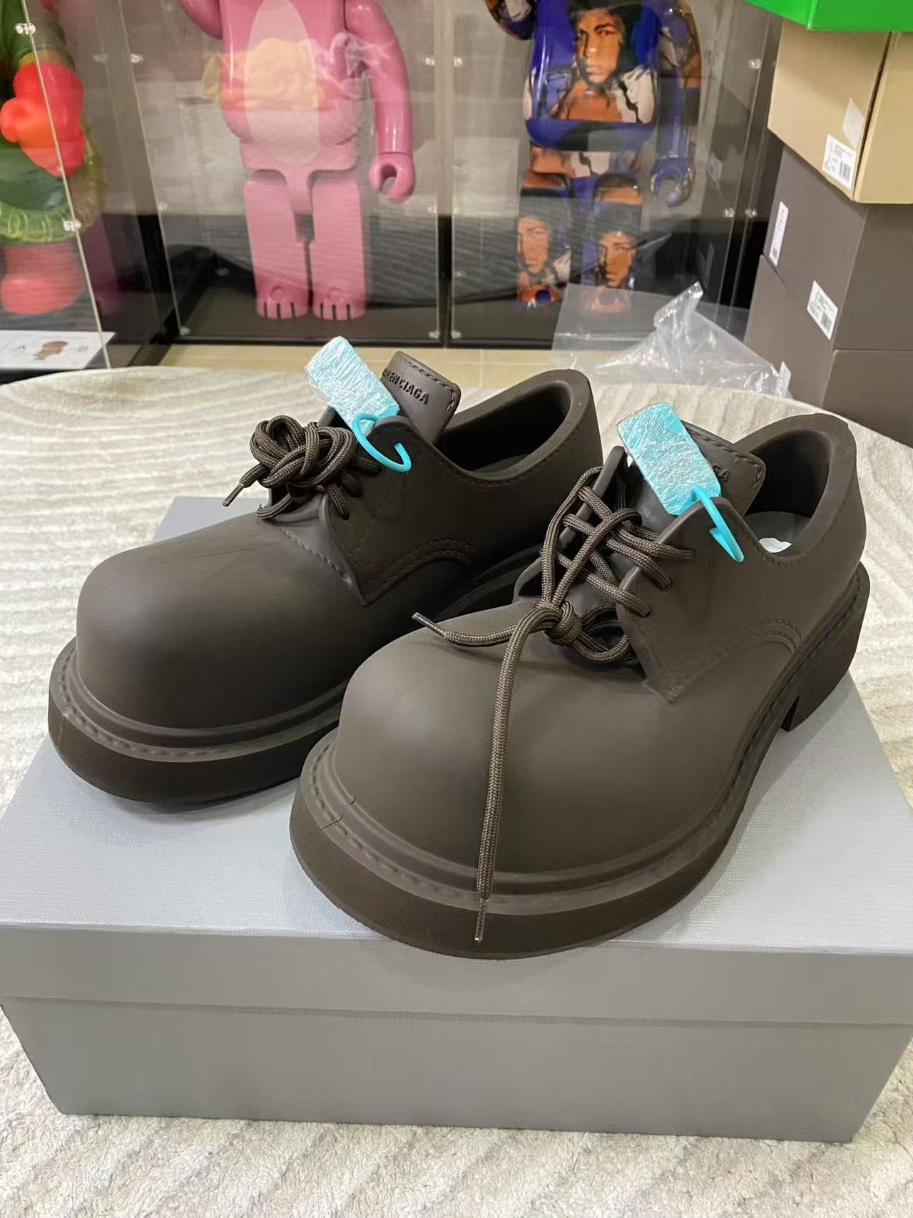 Balenciaga Balenciaga Mickey Derby Shoes Size US 10 / EU 43 - 1 Thumbnail