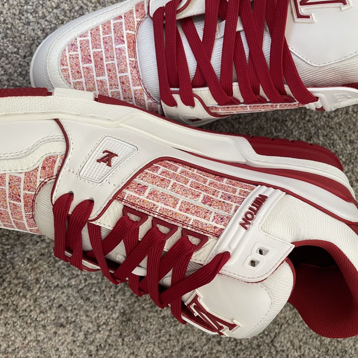 Louis Vuitton LOUIS VUITTON TRAINER LADY PINK BRICK PRINT RARE Size US 10 / EU 43 - 13 Thumbnail