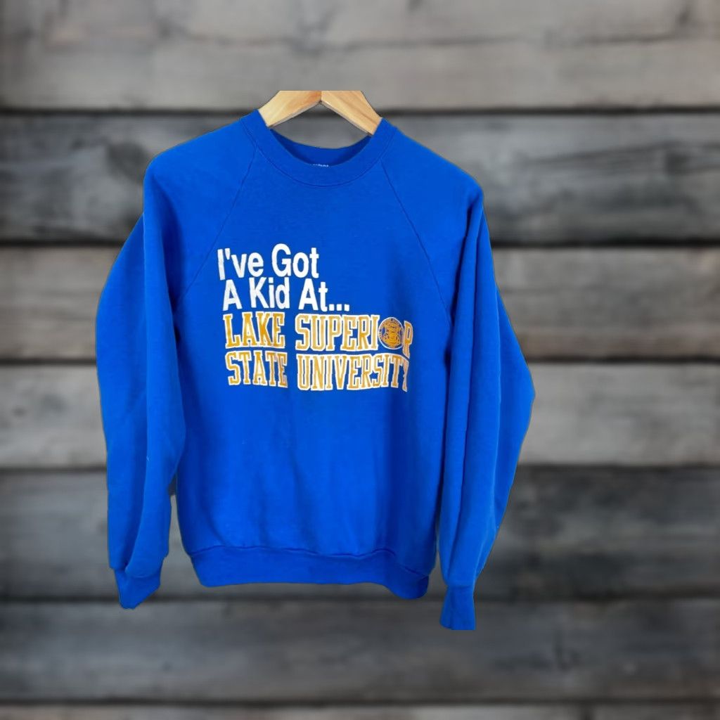 Fruit Of The Loom VINTAGE Lake Superior State University Sweatshirt Mens Adult Medium Blue 90s Graphic Print Pullover Crew Neck Cotton Polyester Fleece Size US M / EU 48-50 / 2 - 1 Thumbnail