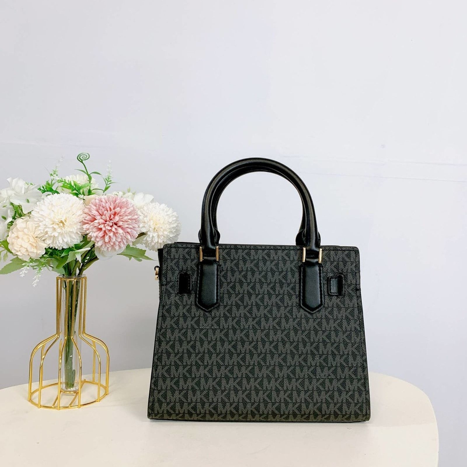Michael Kors Michael Kors 35F1GHMS1B Hamilton Small Satchel in Sig Black Size ONE SIZE - 3 Thumbnail