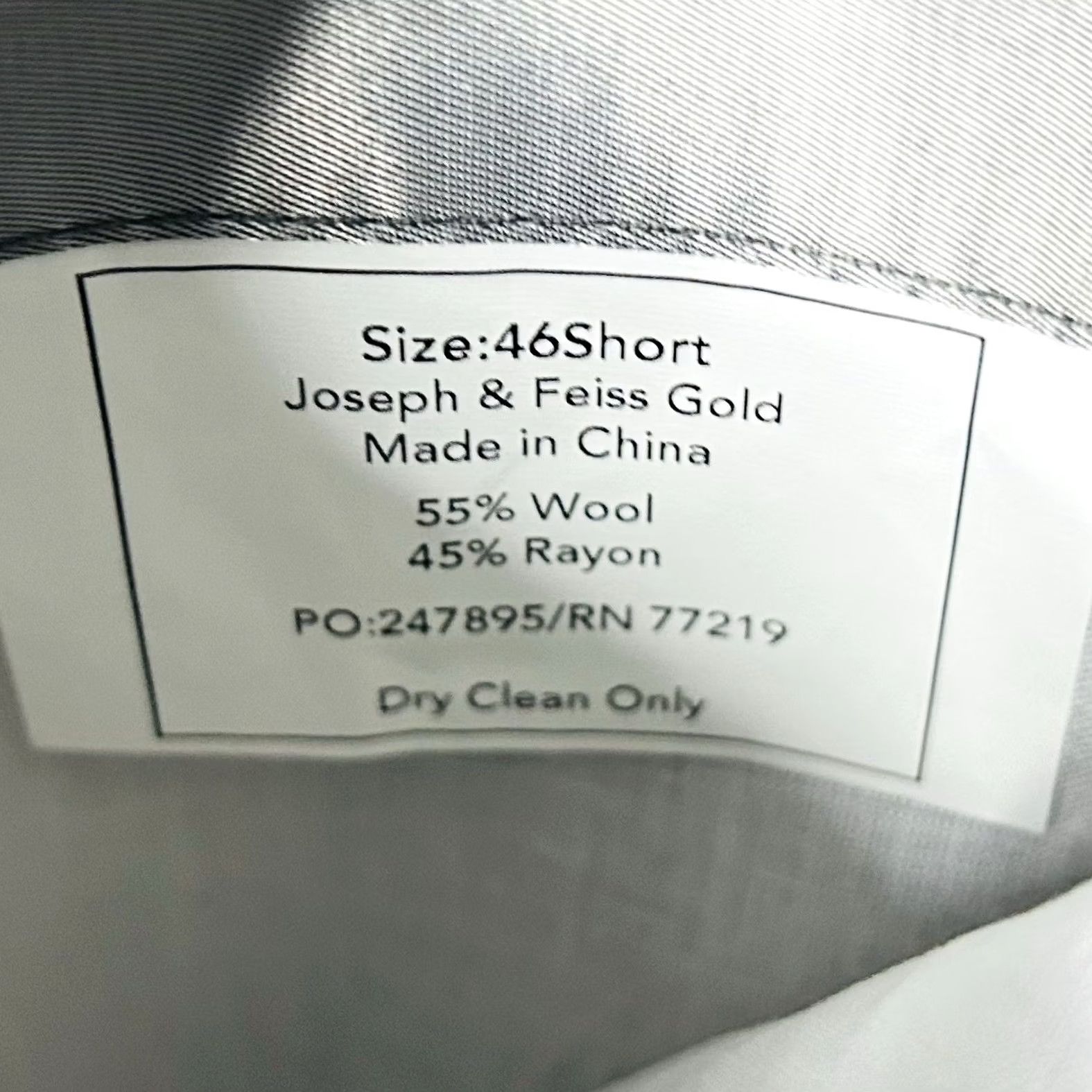 Joseph Joseph & Feiss 46S Executive Fit Sport Coat Gray Herringbone Two Button Vented Size US XS / EU 42 / 0 - 4 Thumbnail