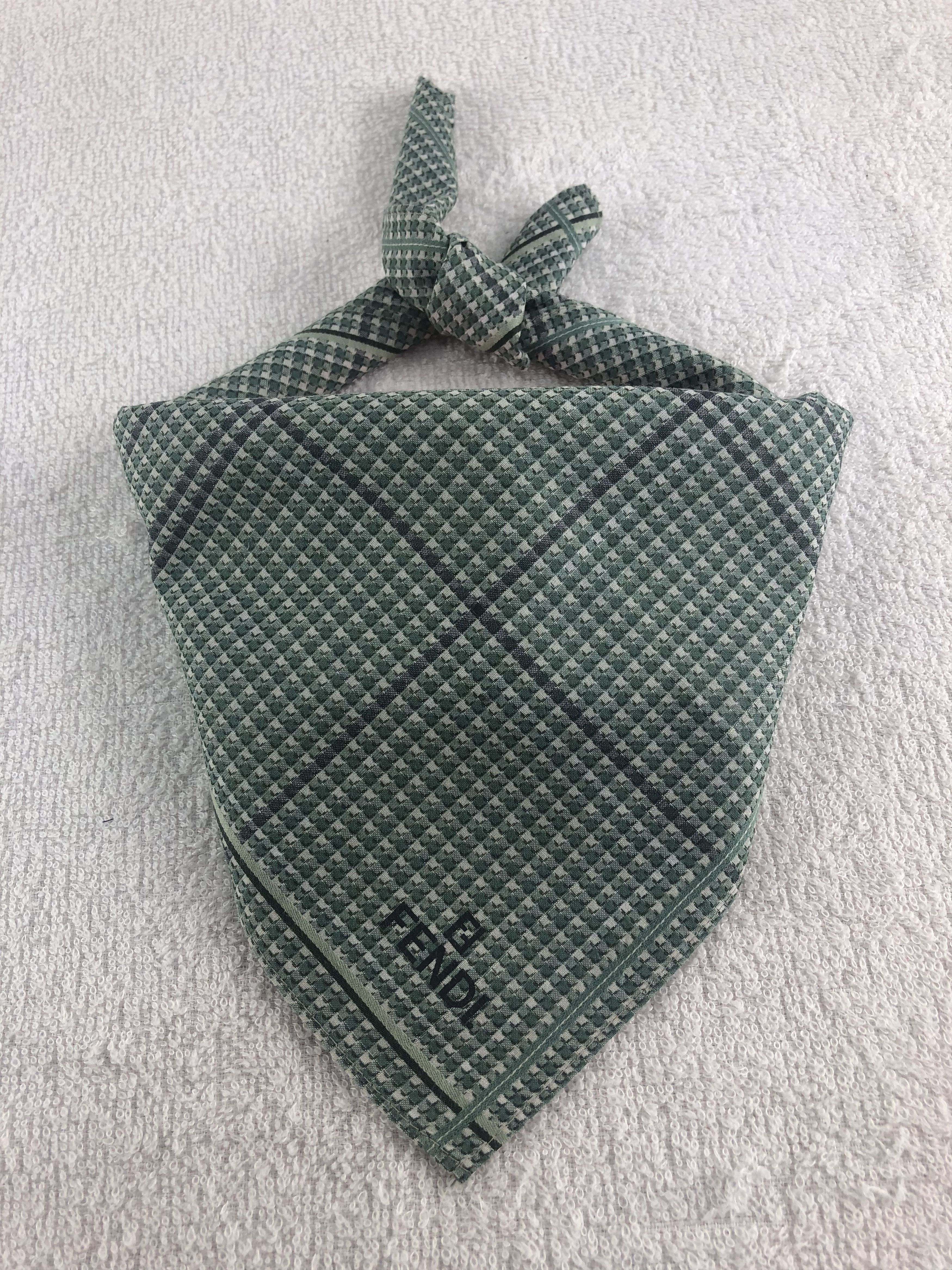 Vintage Fendi Handkerchief / Bandana / Neckerchief C075 Size ONE SIZE - 1 Thumbnail