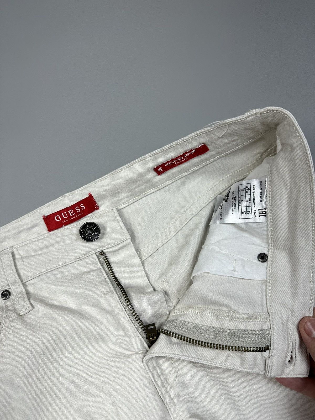 Guess Guess Skinny Fit Jeans White medium 32w Size US 32 / EU 48 - 4 Thumbnail