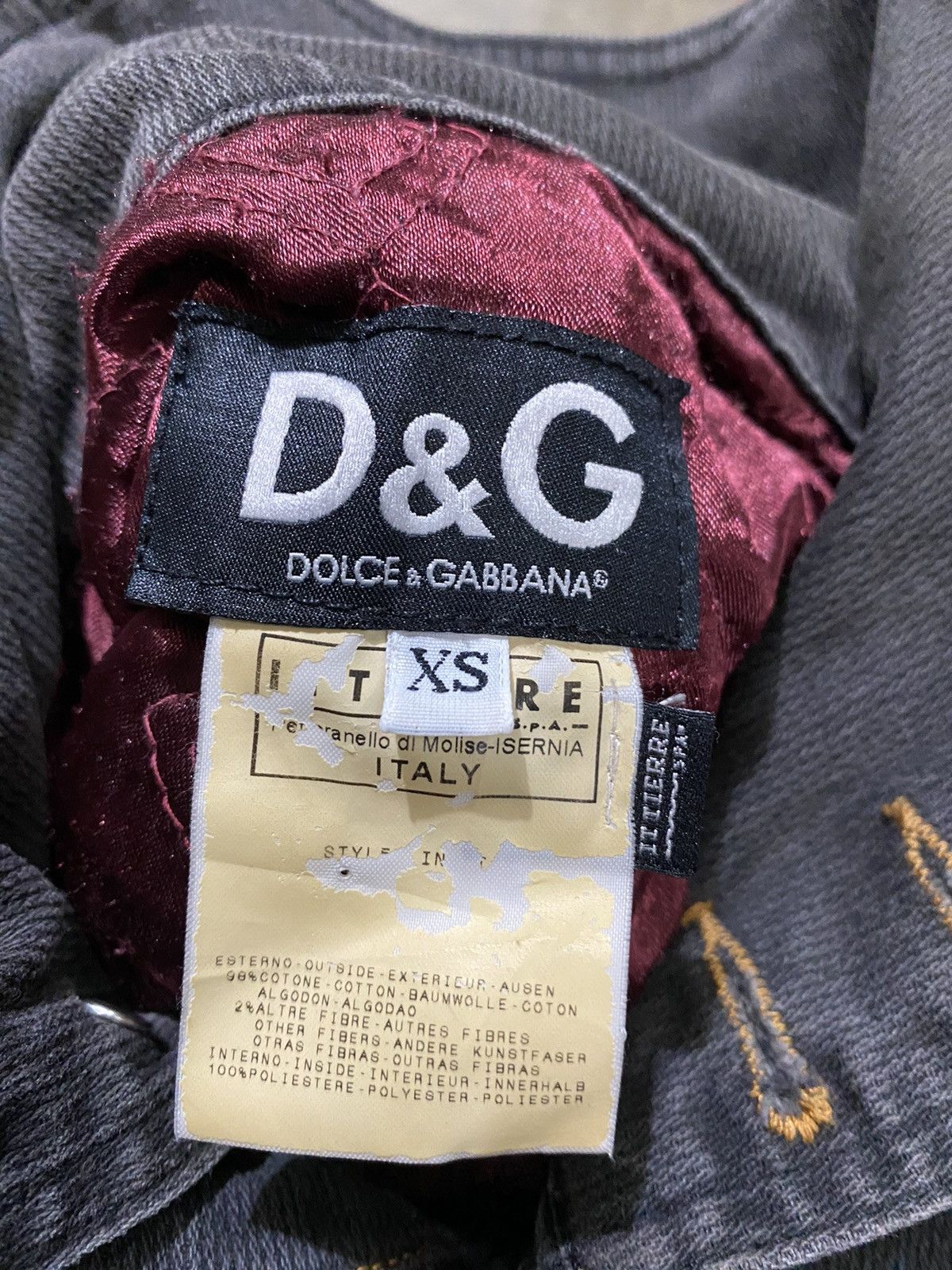 Dolce & Gabbana 1990s Dolce Gabbana Multibutton Quilted denim trucker jacket Size US XS / EU 42 / 0 - 14 Thumbnail